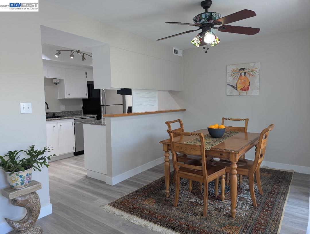 Photo #4: 41095177 Listing: Photo #4