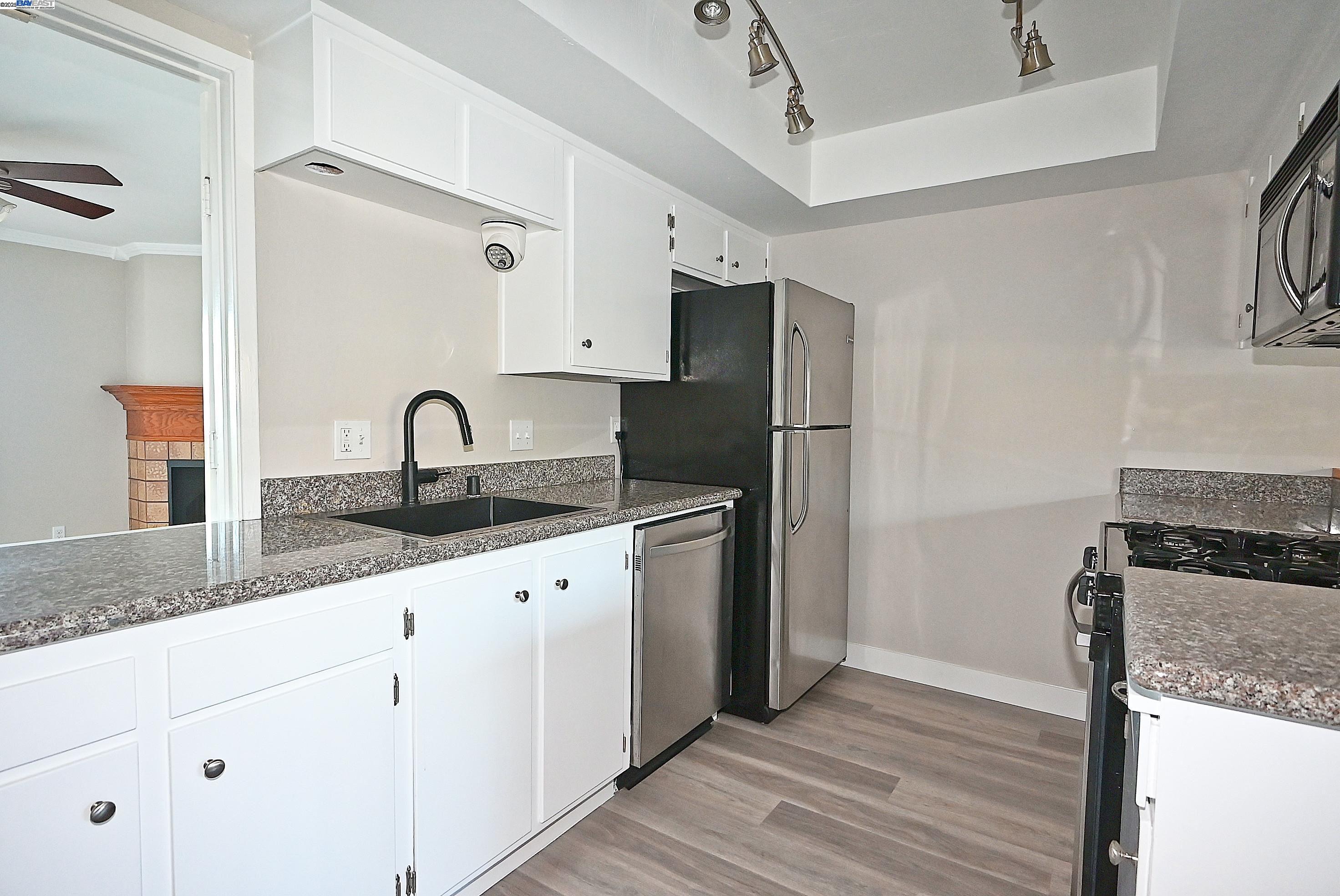 Photo #7: 41095177 Listing: Photo #7