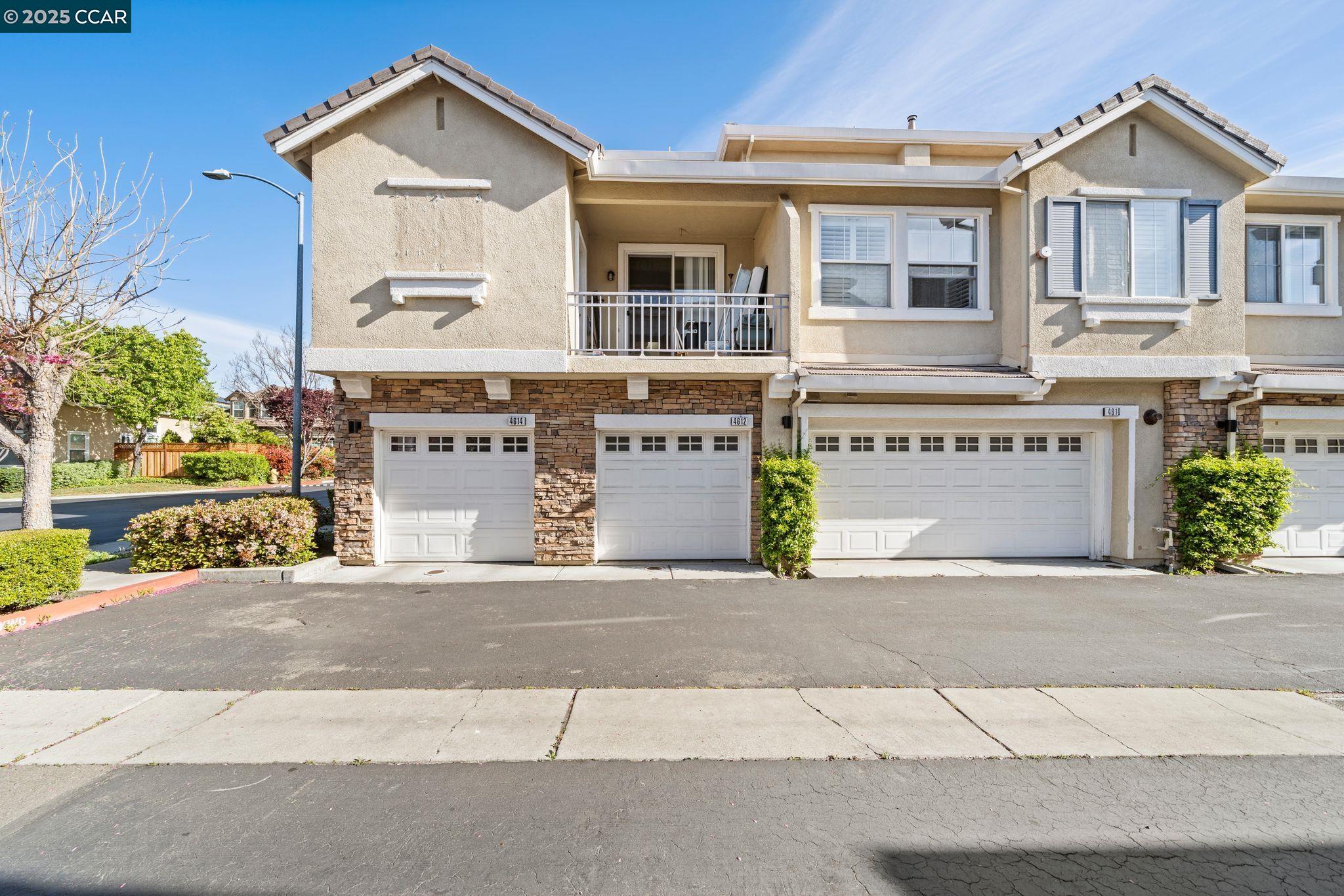 Photo #2: 41095187 Listing: Photo #2