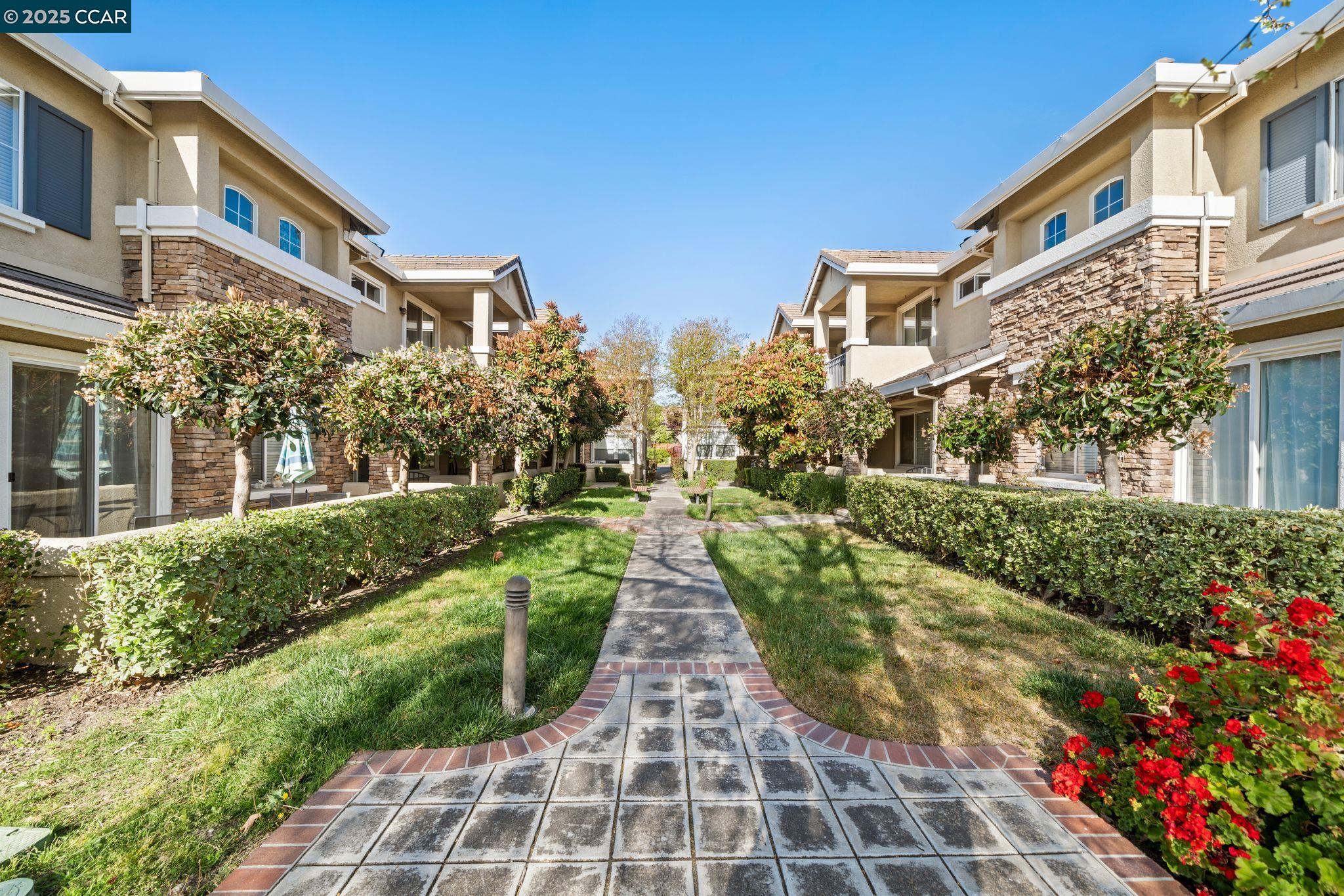 Photo #5: 41095187 Listing: Photo #5