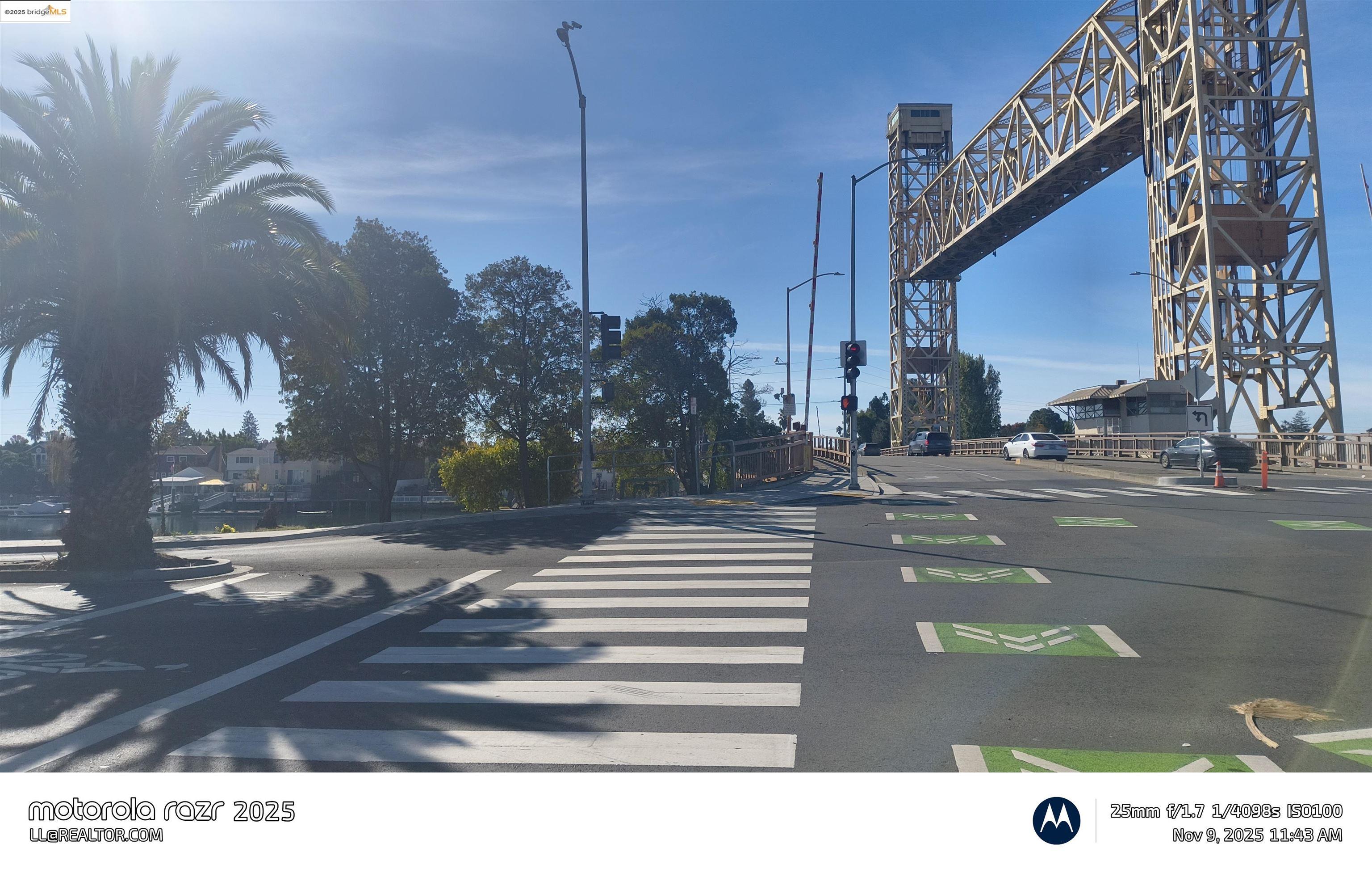 Detail Gallery Image 12 of 40 For 3532 San Leandro St #L,  Oakland,  CA 94601 - 1 Beds | 1 Baths