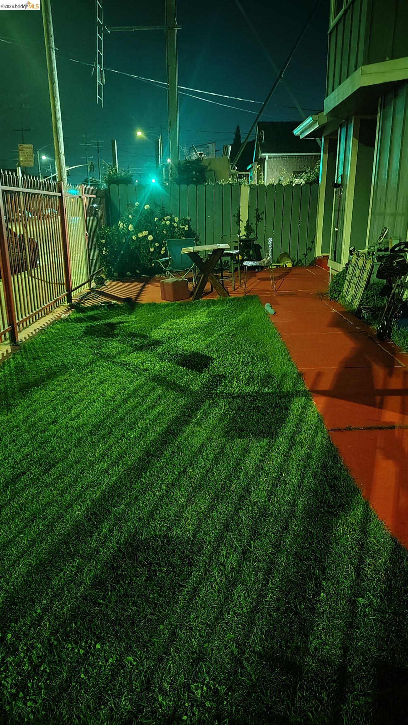 Detail Gallery Image 16 of 40 For 3532 San Leandro St #L,  Oakland,  CA 94601 - 1 Beds | 1 Baths