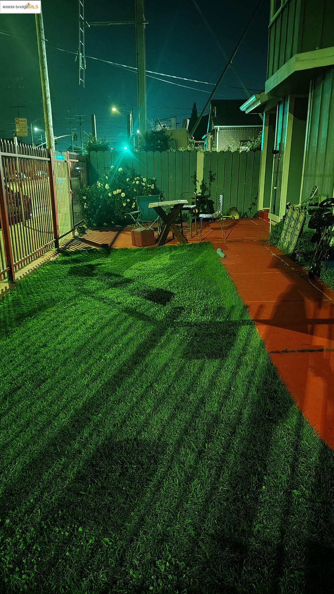 Detail Gallery Image 35 of 40 For 3532 San Leandro St #L,  Oakland,  CA 94601 - 1 Beds | 1 Baths