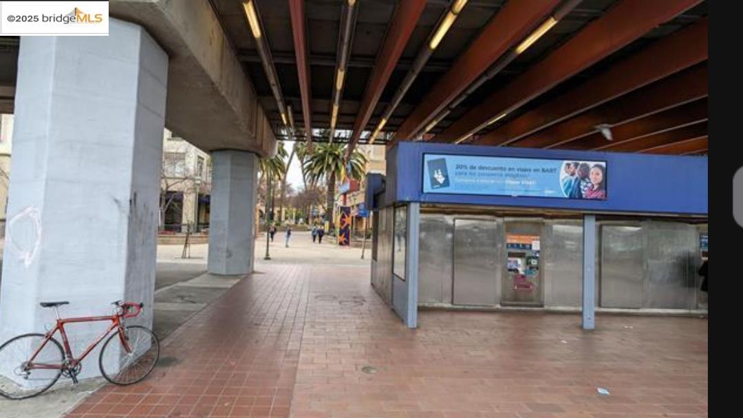 Detail Gallery Image 36 of 42 For 3532 San Leandro St #L,  Oakland,  CA 94601 - 1 Beds | 1 Baths