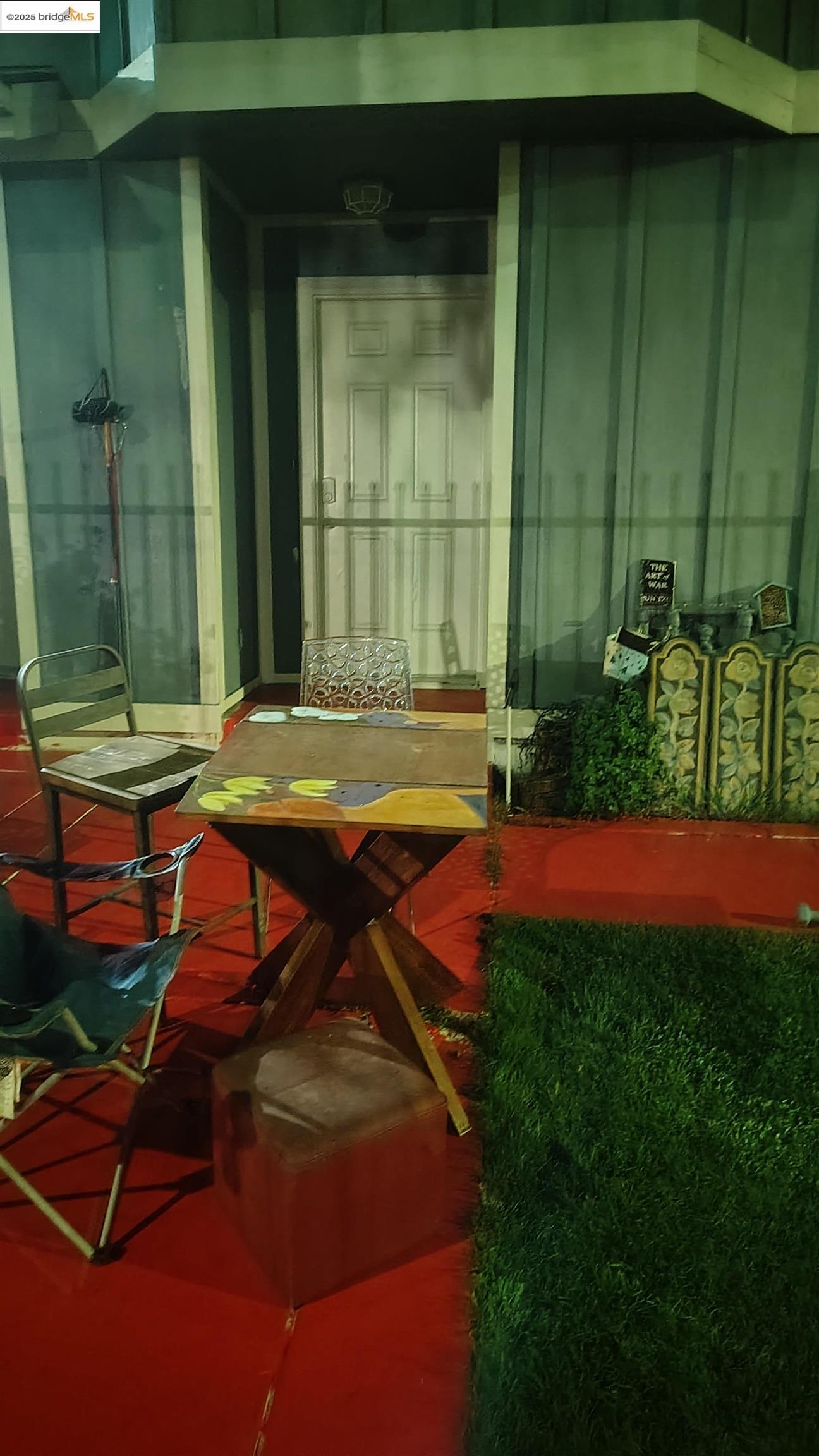 Front Image Thumbnail for EB41097426