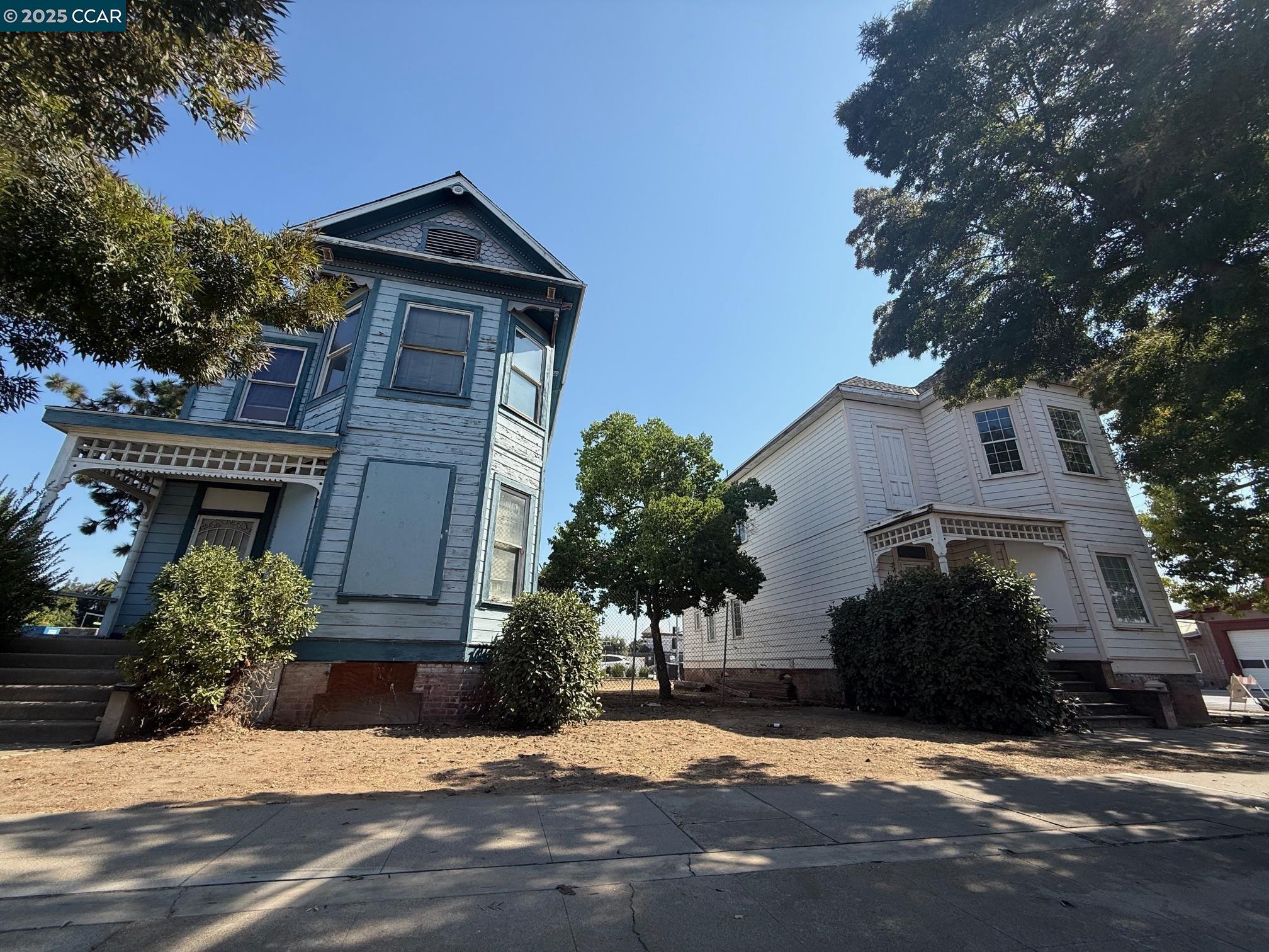 Detail Gallery Image 2 of 30 For 151 S 3rd Ave, Oakdale,  CA 95361 - 4 Beds | 2 Baths