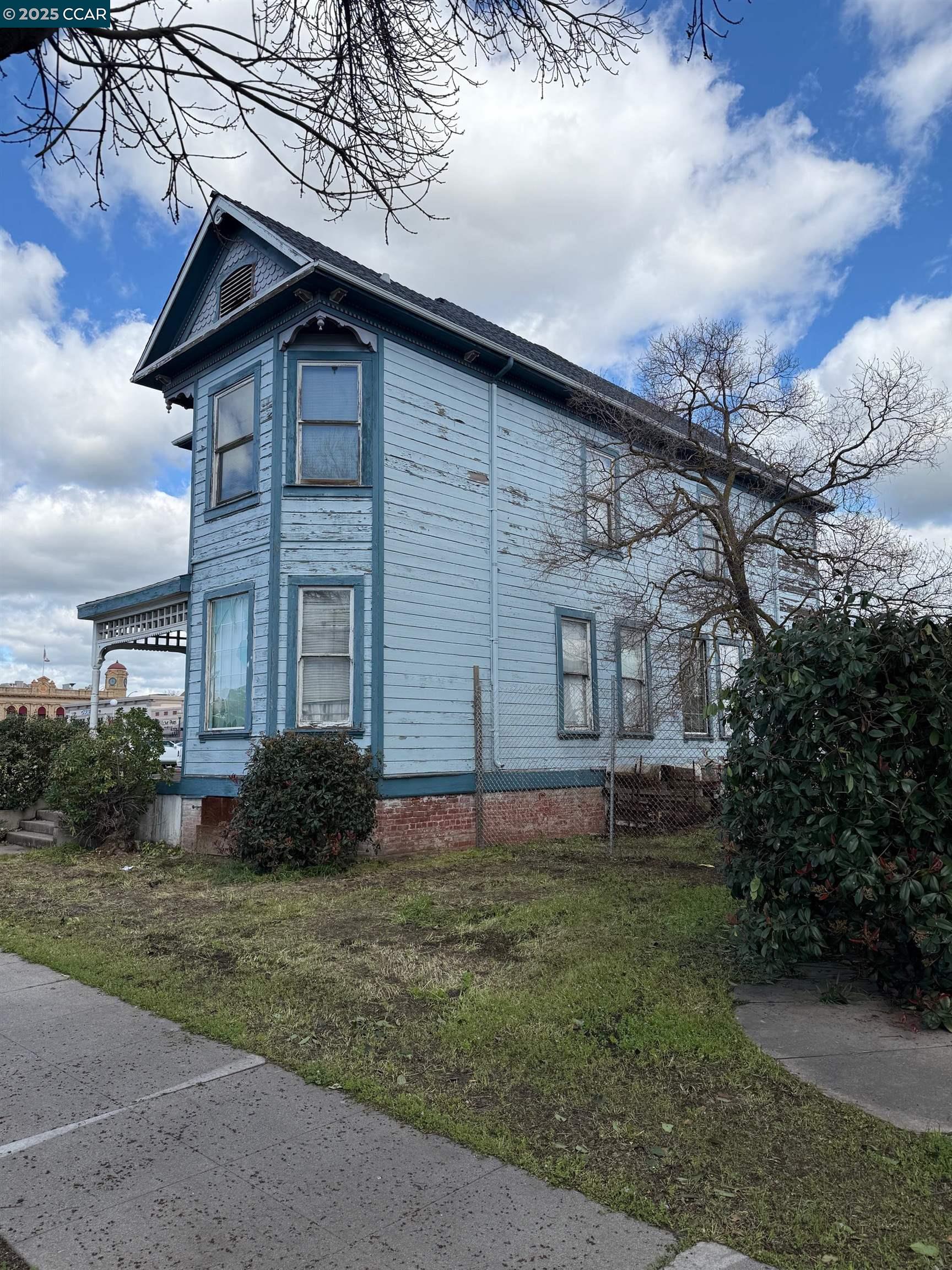 Detail Gallery Image 5 of 30 For 151 S 3rd Ave, Oakdale,  CA 95361 - 4 Beds | 2 Baths