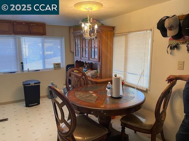 Detail Gallery Image 4 of 22 For 841 W Brannan Island Rd #5,  Isleton,  CA 95641 - 2 Beds | 1 Baths