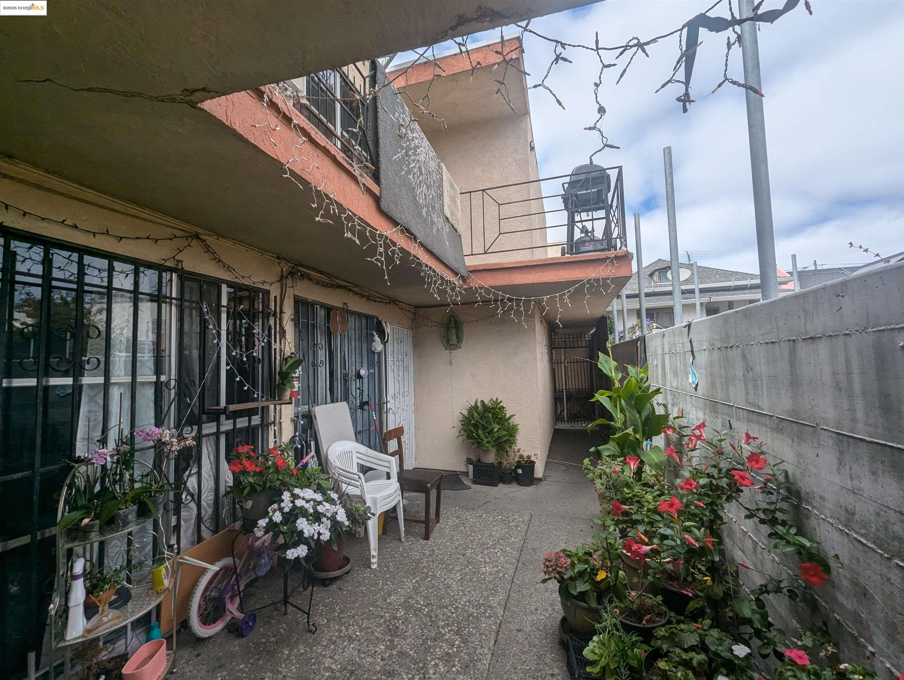 1818 Rosedale Avenue, Oakland, CA, 94601