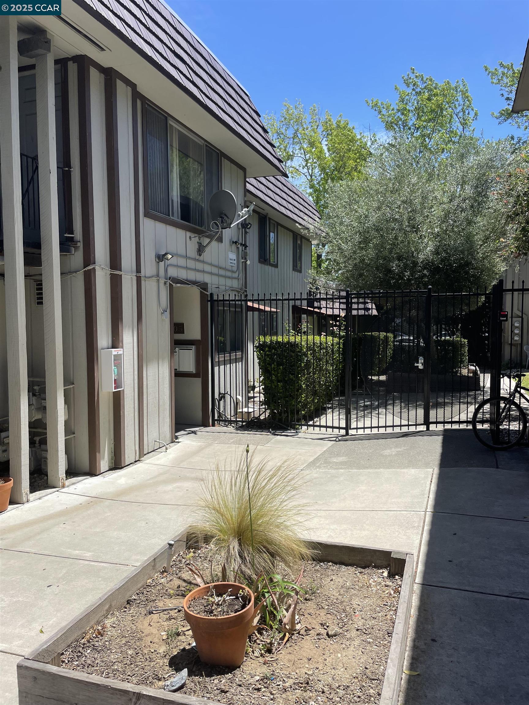 2005 Sierra Rd, Concord, CA, 94518