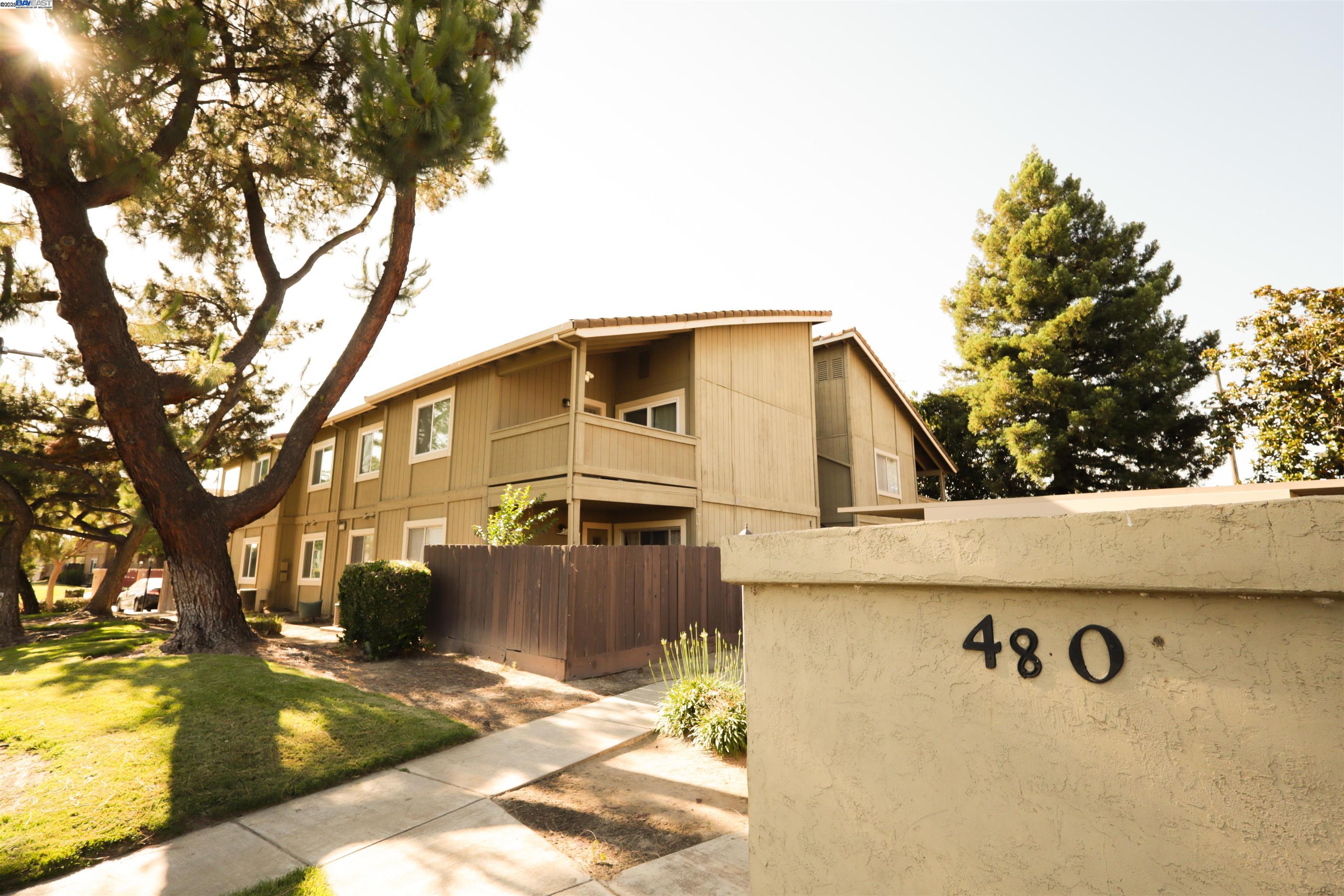 1532 CHANSLOR Avenue UNIT APT T, Richmond, CA, 94801