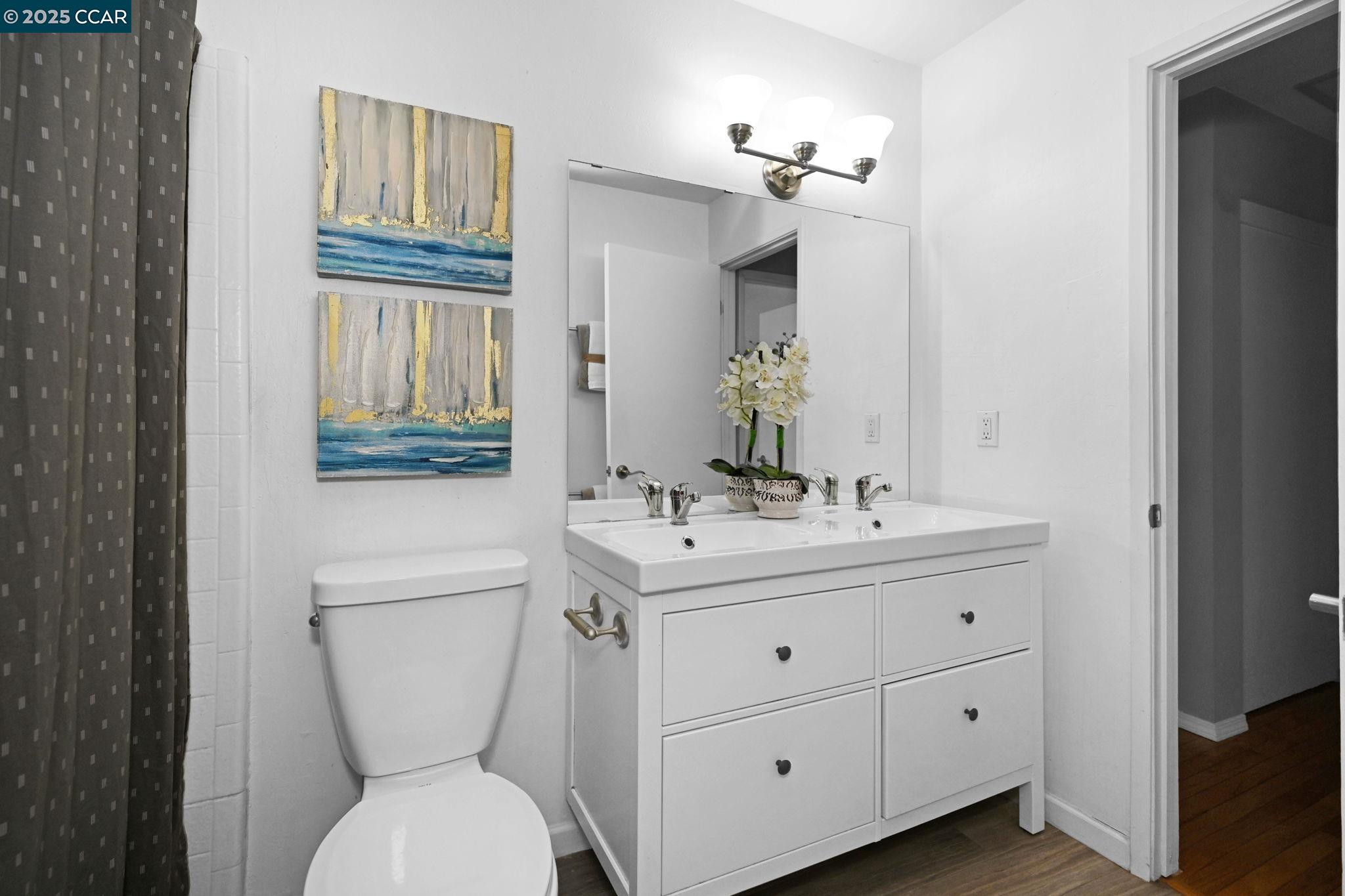 Photo #12: 41101756 Listing: Photo #12