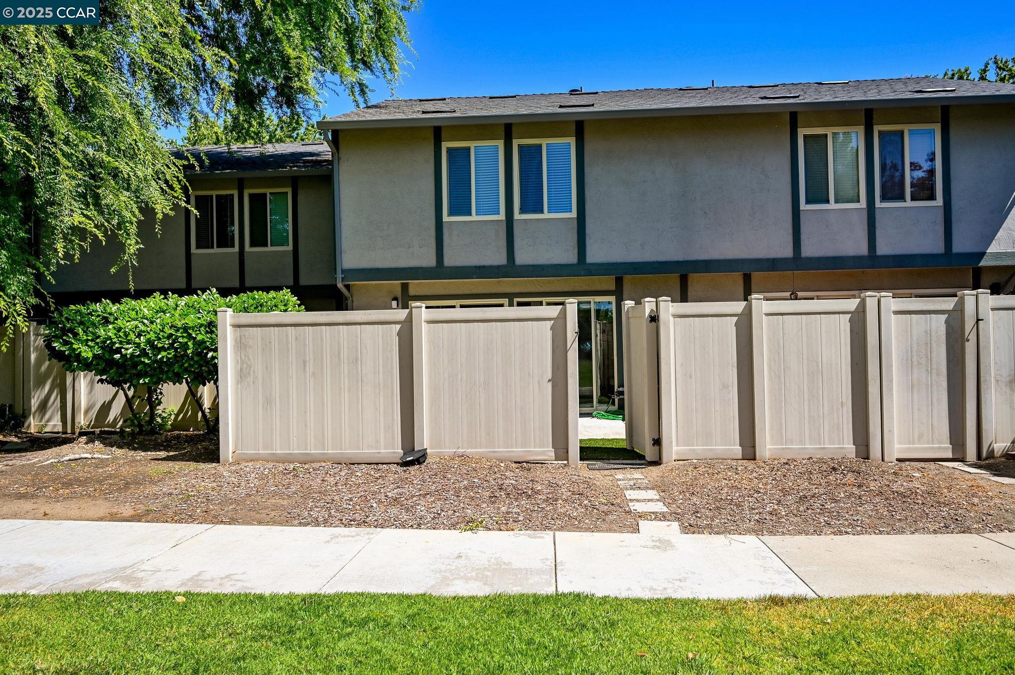 Photo #16: 41101756 Listing: Photo #16