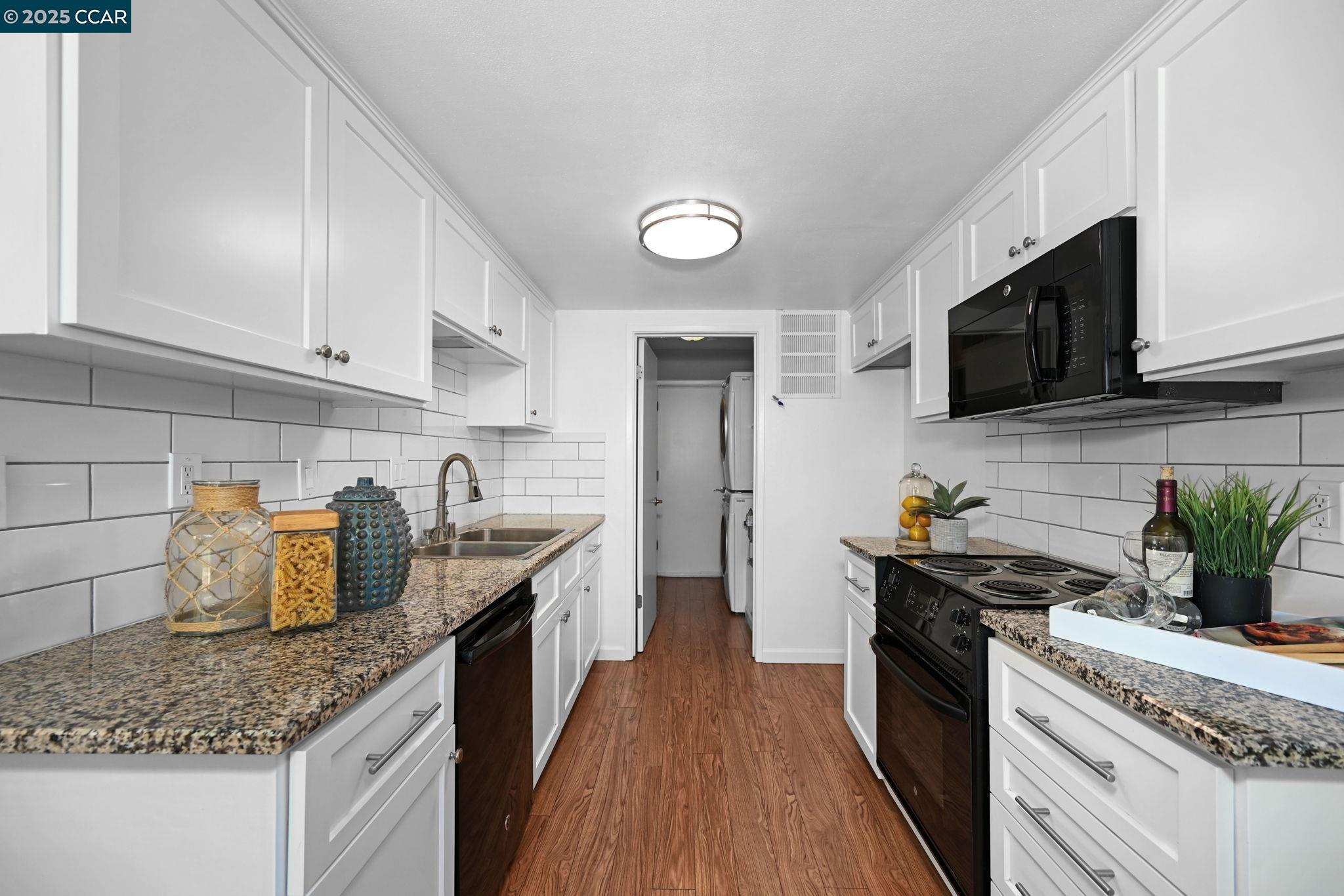 Photo #7: 41101756 Listing: Photo #7