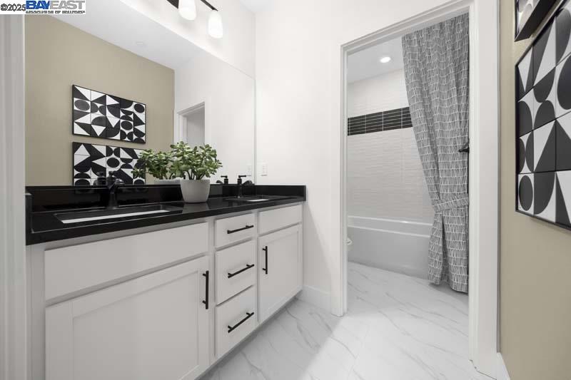 Detail Gallery Image 13 of 19 For 515 E Fiorino Street, Mountain House,  CA 95391 - 5 Beds | 3 Baths