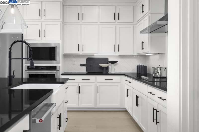 Detail Gallery Image 6 of 19 For 515 E Fiorino Street, Mountain House,  CA 95391 - 5 Beds | 3 Baths