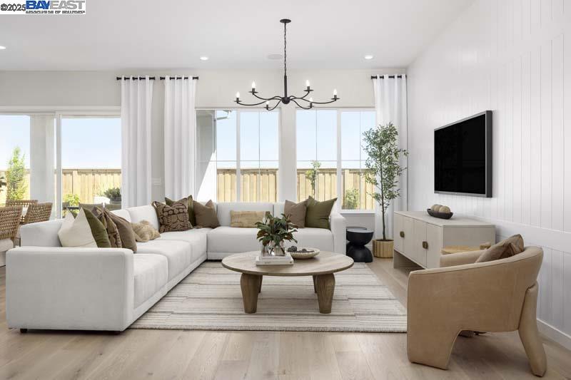 Detail Gallery Image 2 of 17 For 527 E Fiorino Street, Mountain House,  CA 95391 - 4 Beds | 3 Baths