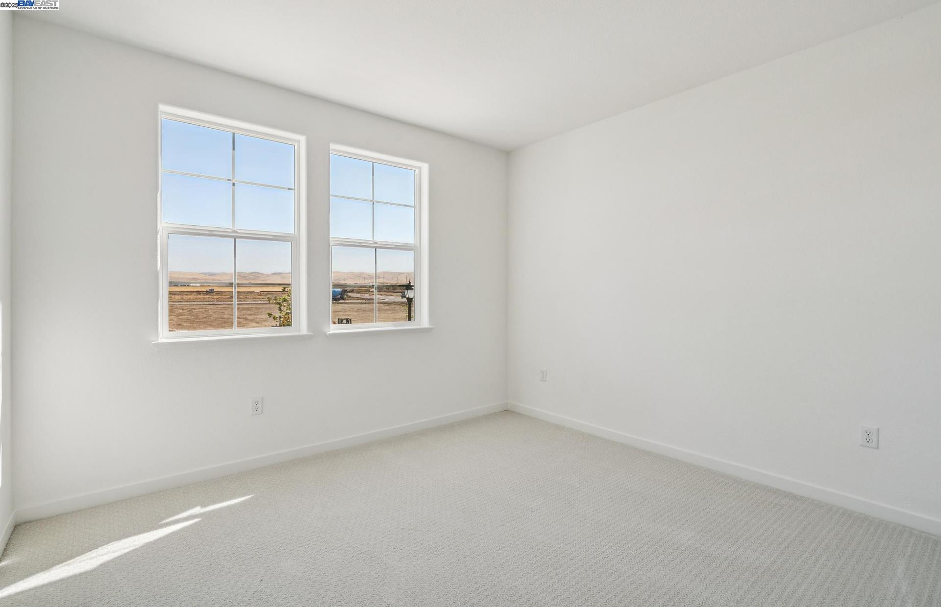 Detail Gallery Image 36 of 40 For 349 E Gobind Blvd, Mountain House,  CA 95391 - 5 Beds | 3/1 Baths