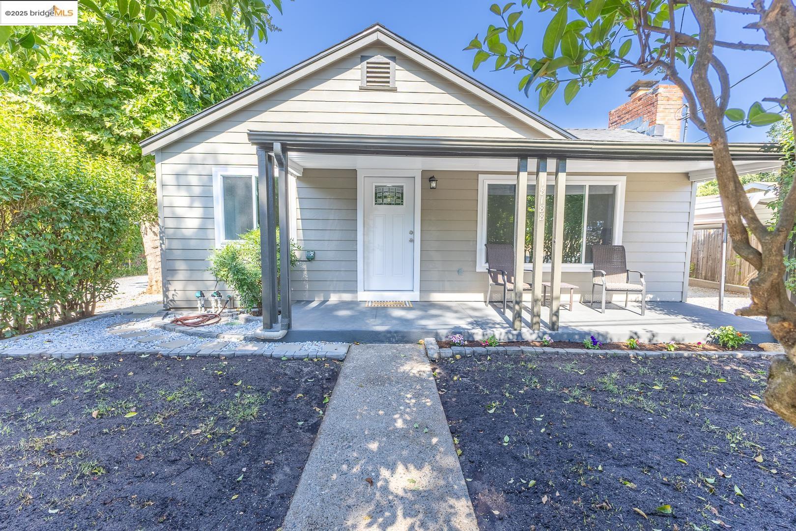 Front Image Thumbnail for EB41102863