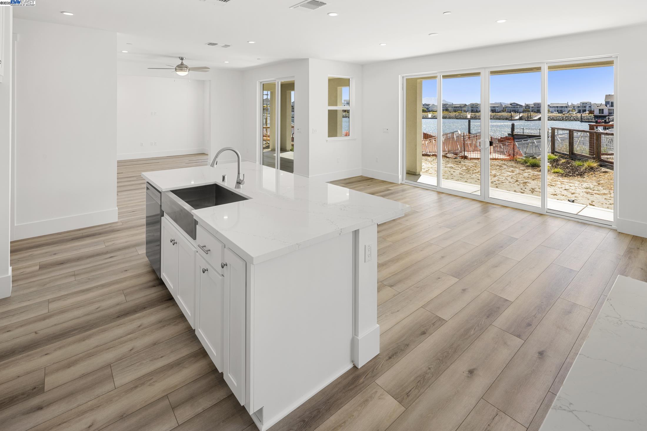 Detail Gallery Image 15 of 32 For 10 Grey Whale Place, Bethel Island,  CA 94511 - 3 Beds | 3 Baths