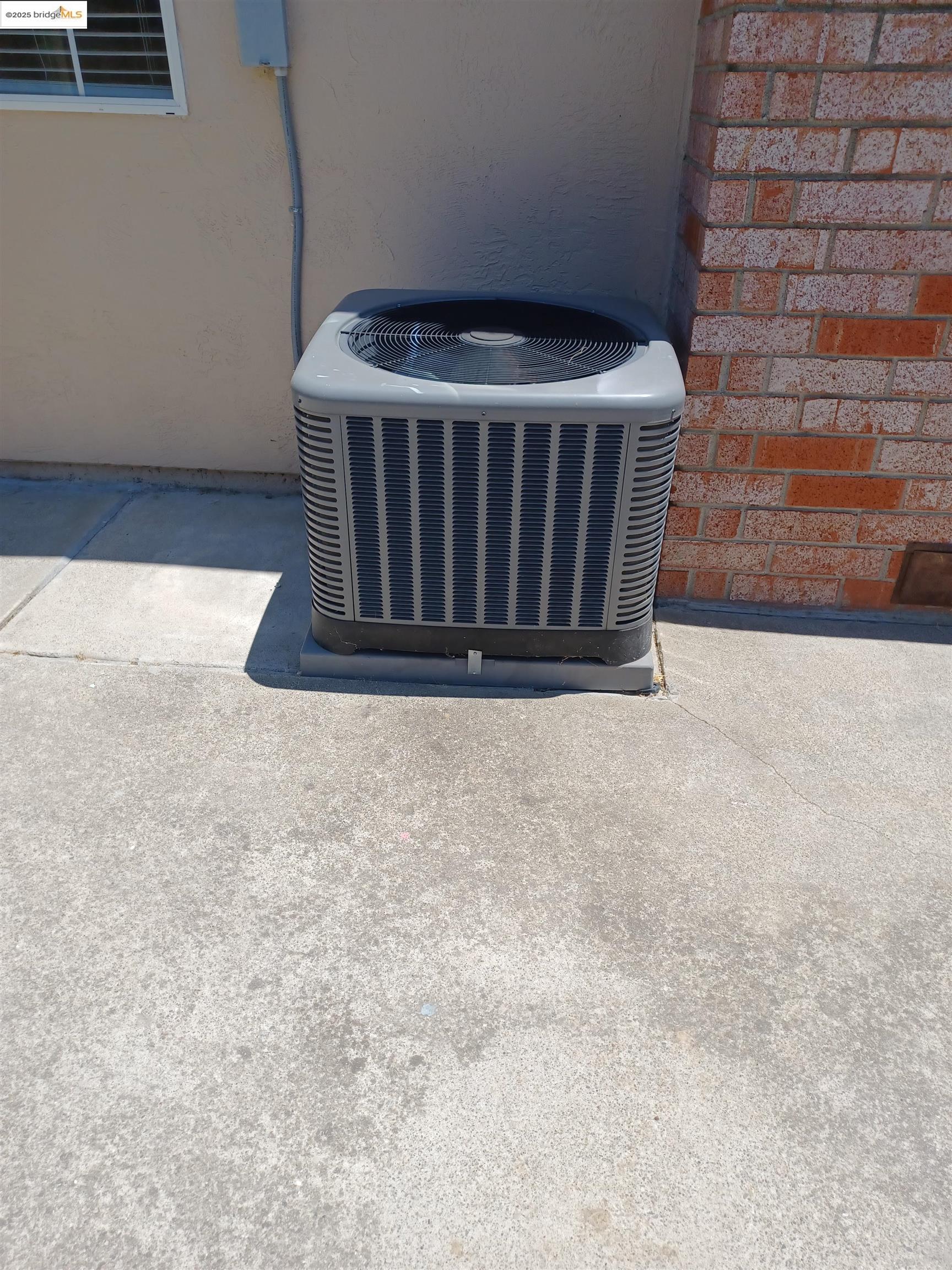 Detail Gallery Image 17 of 18 For 3163 S Francisco Way, Antioch,  CA 94509 - 3 Beds | 2 Baths