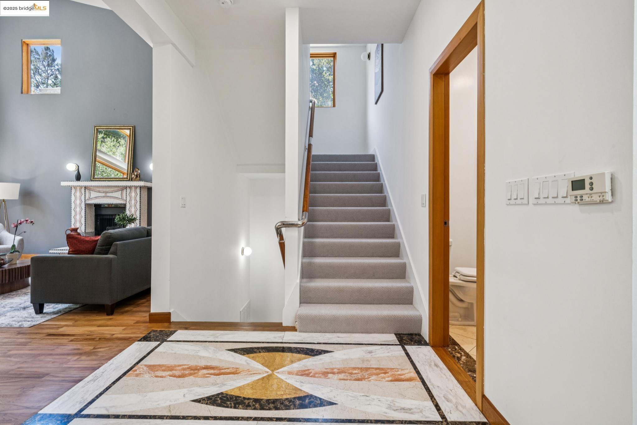 Detail Gallery Image 25 of 52 For 7723 Claremont Ave, Berkeley,  CA 94705 - 5 Beds | 3/1 Baths