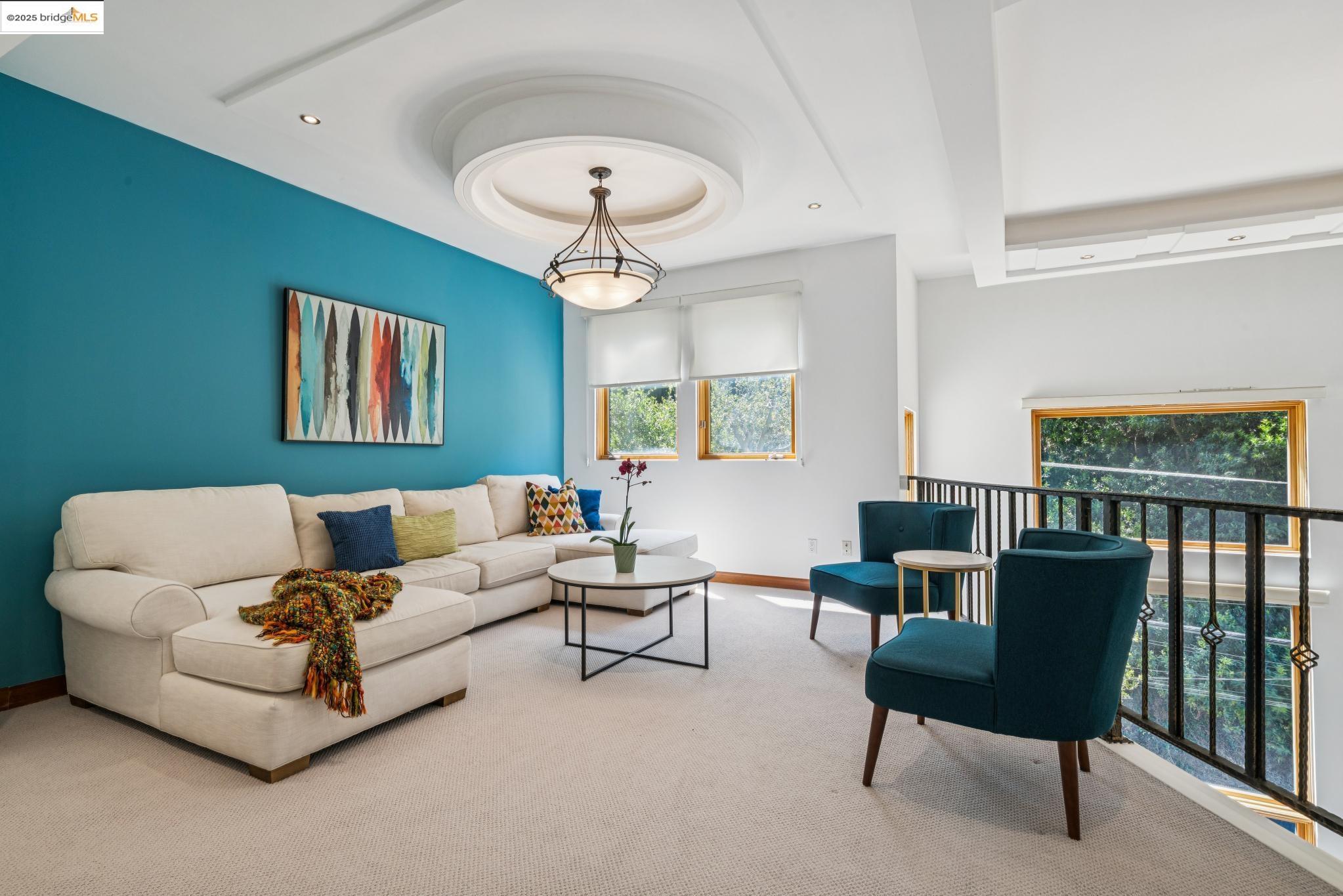 Detail Gallery Image 26 of 52 For 7723 Claremont Ave, Berkeley,  CA 94705 - 5 Beds | 3/1 Baths