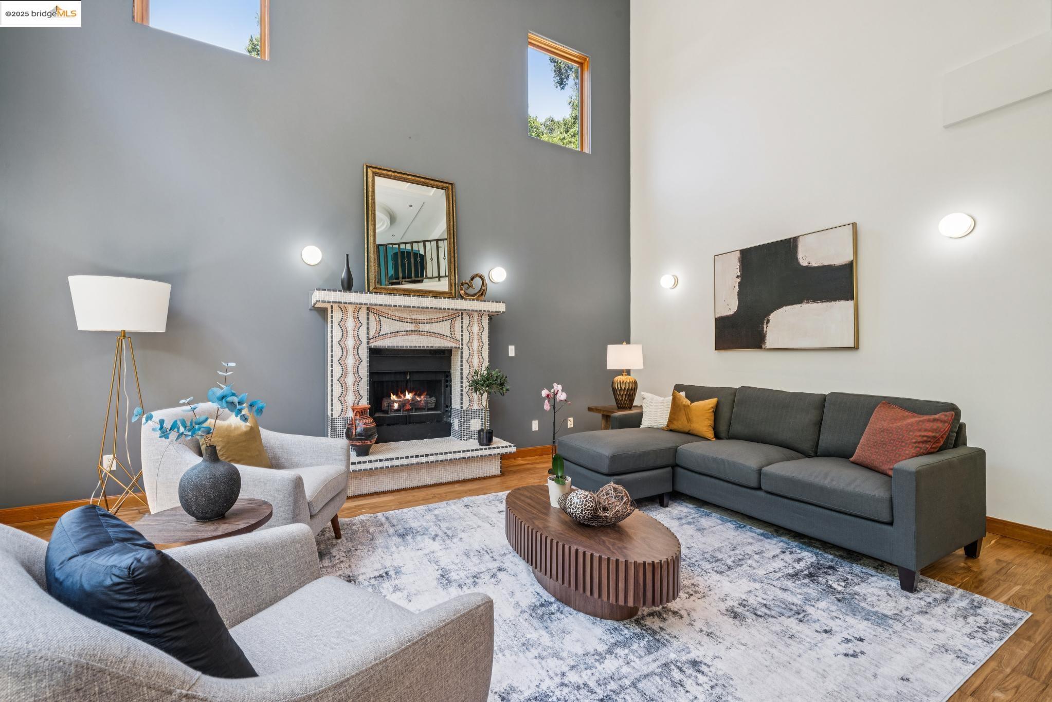 Detail Gallery Image 5 of 52 For 7723 Claremont Ave, Berkeley,  CA 94705 - 5 Beds | 3/1 Baths