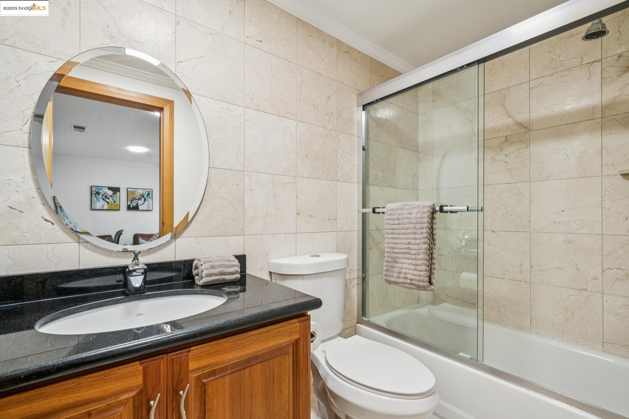 Detail Gallery Image 50 of 52 For 7723 Claremont Ave, Berkeley,  CA 94705 - 5 Beds | 3/1 Baths