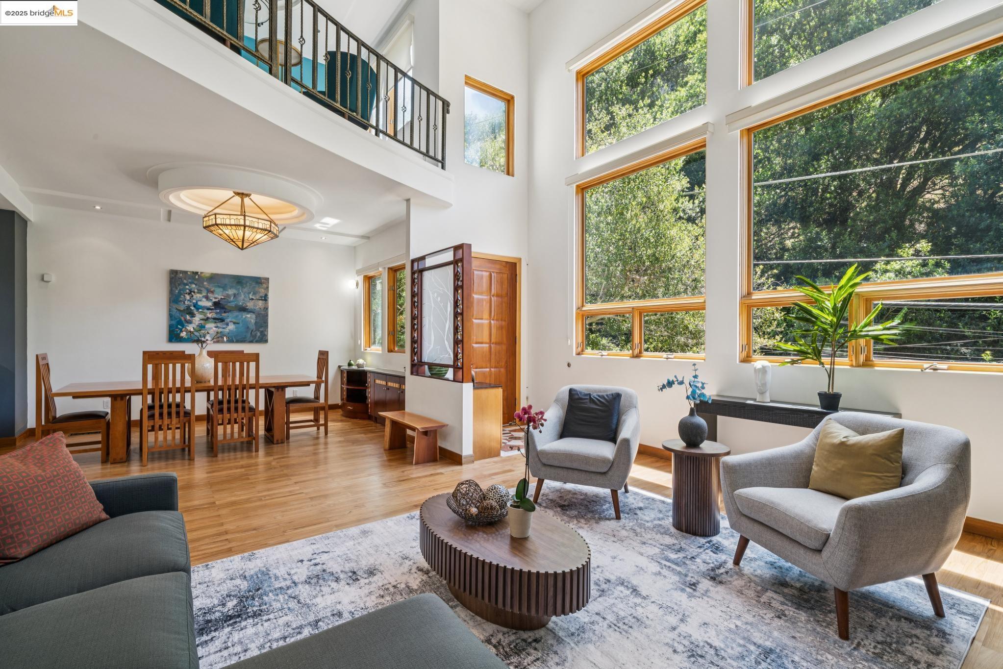 Detail Gallery Image 9 of 52 For 7723 Claremont Ave, Berkeley,  CA 94705 - 5 Beds | 3/1 Baths