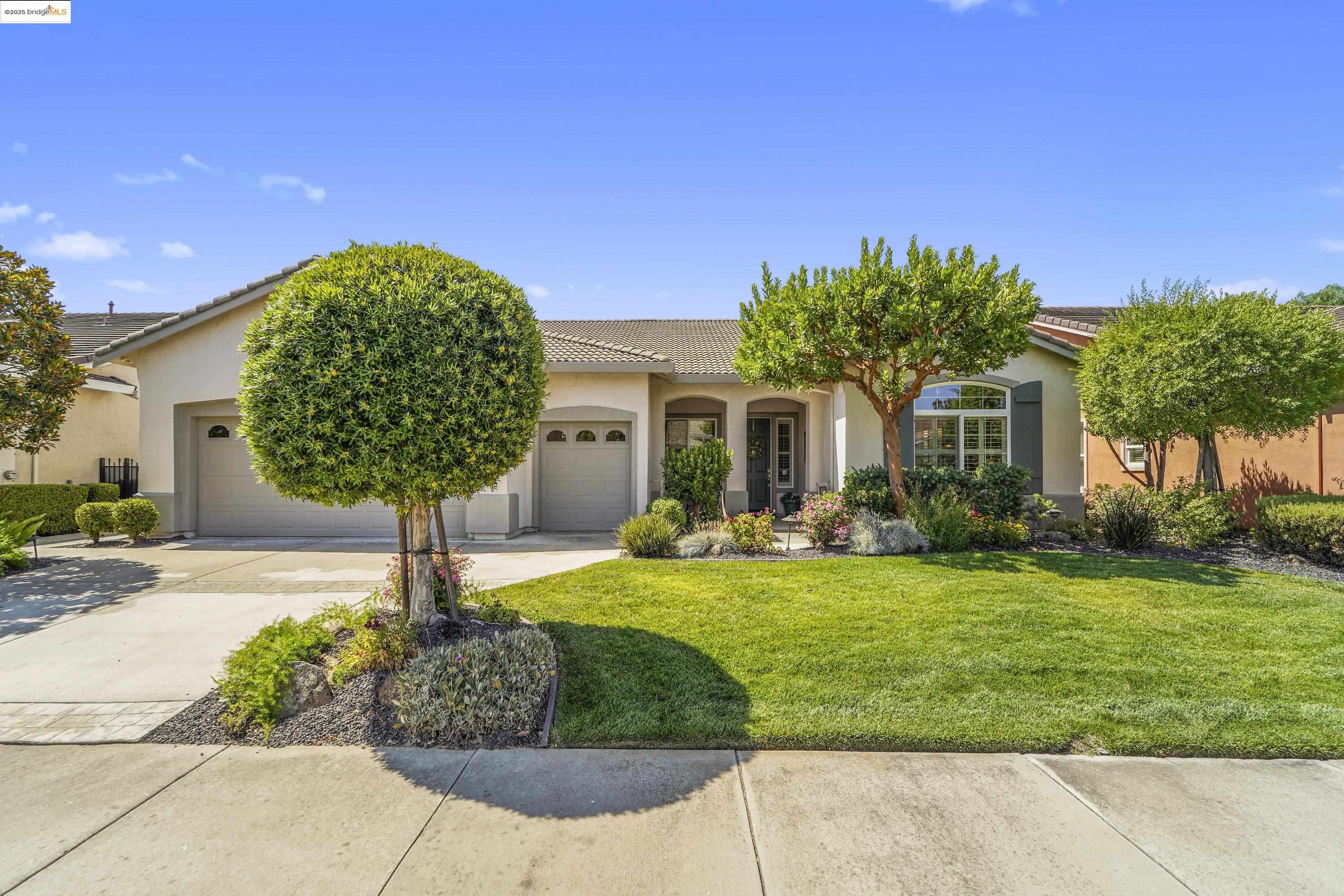 Front Image Thumbnail for EB41103647