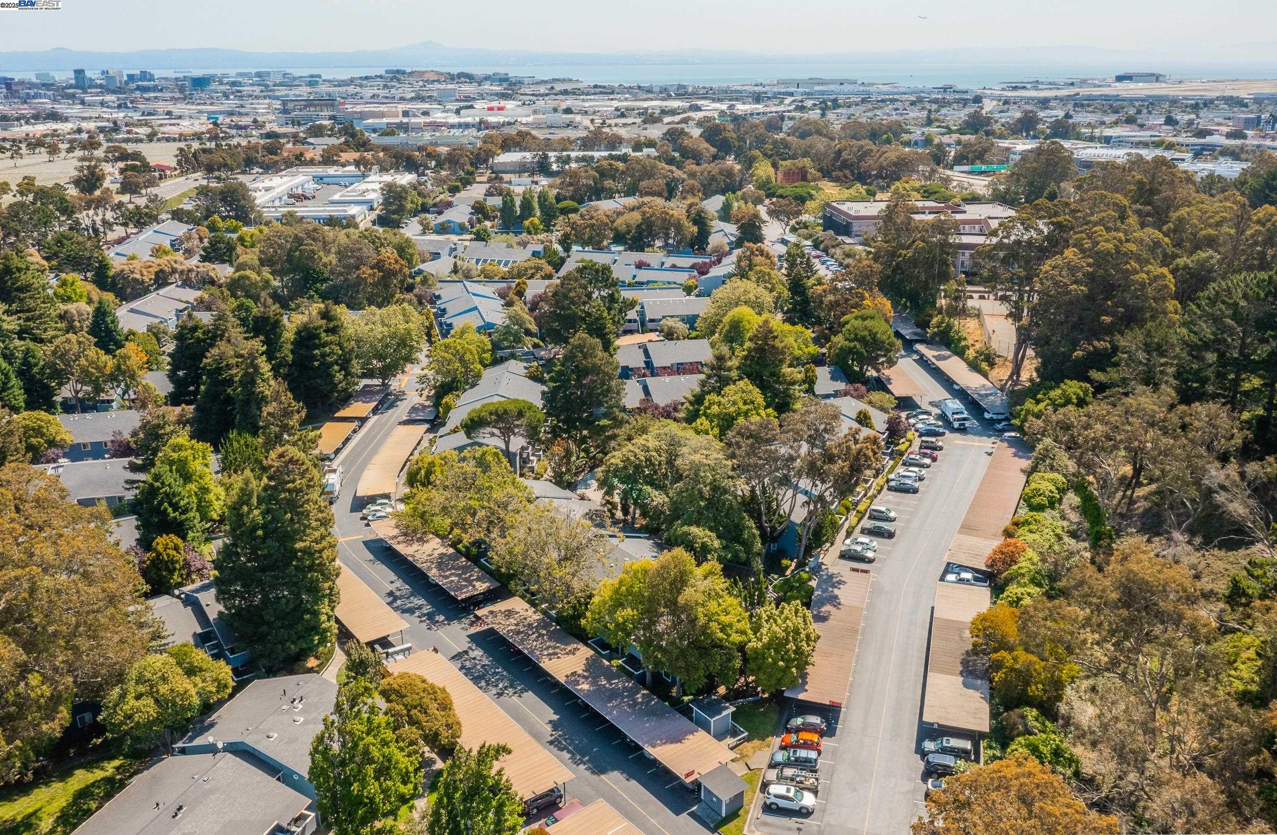 Detail Gallery Image 15 of 19 For 408 Boardwalk Ave #1,  San Bruno,  CA 94066 - 1 Beds | 1 Baths