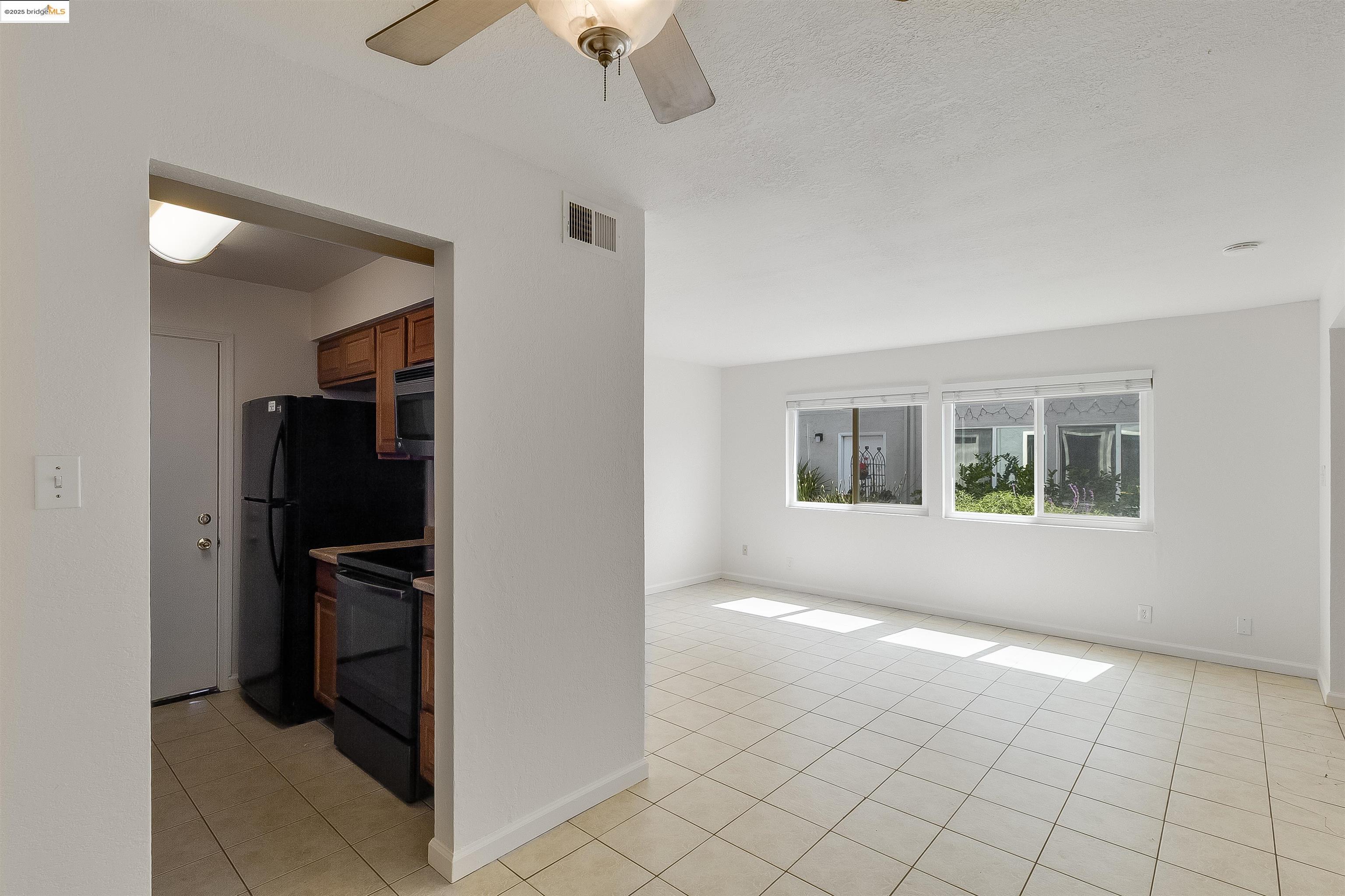 Photo #14: 41103961 Listing: Photo #14