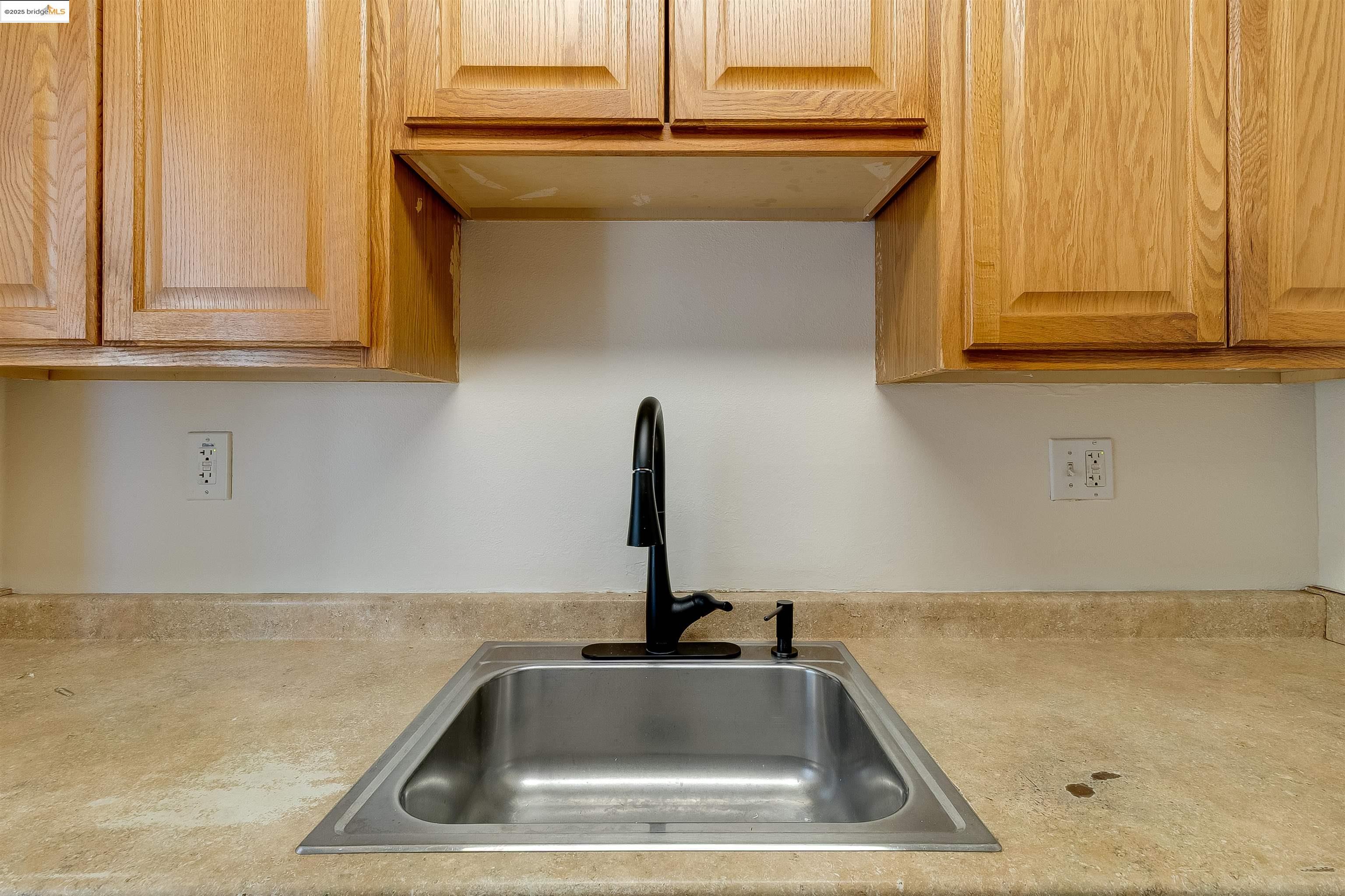 Photo #20: 41103961 Listing: Photo #20