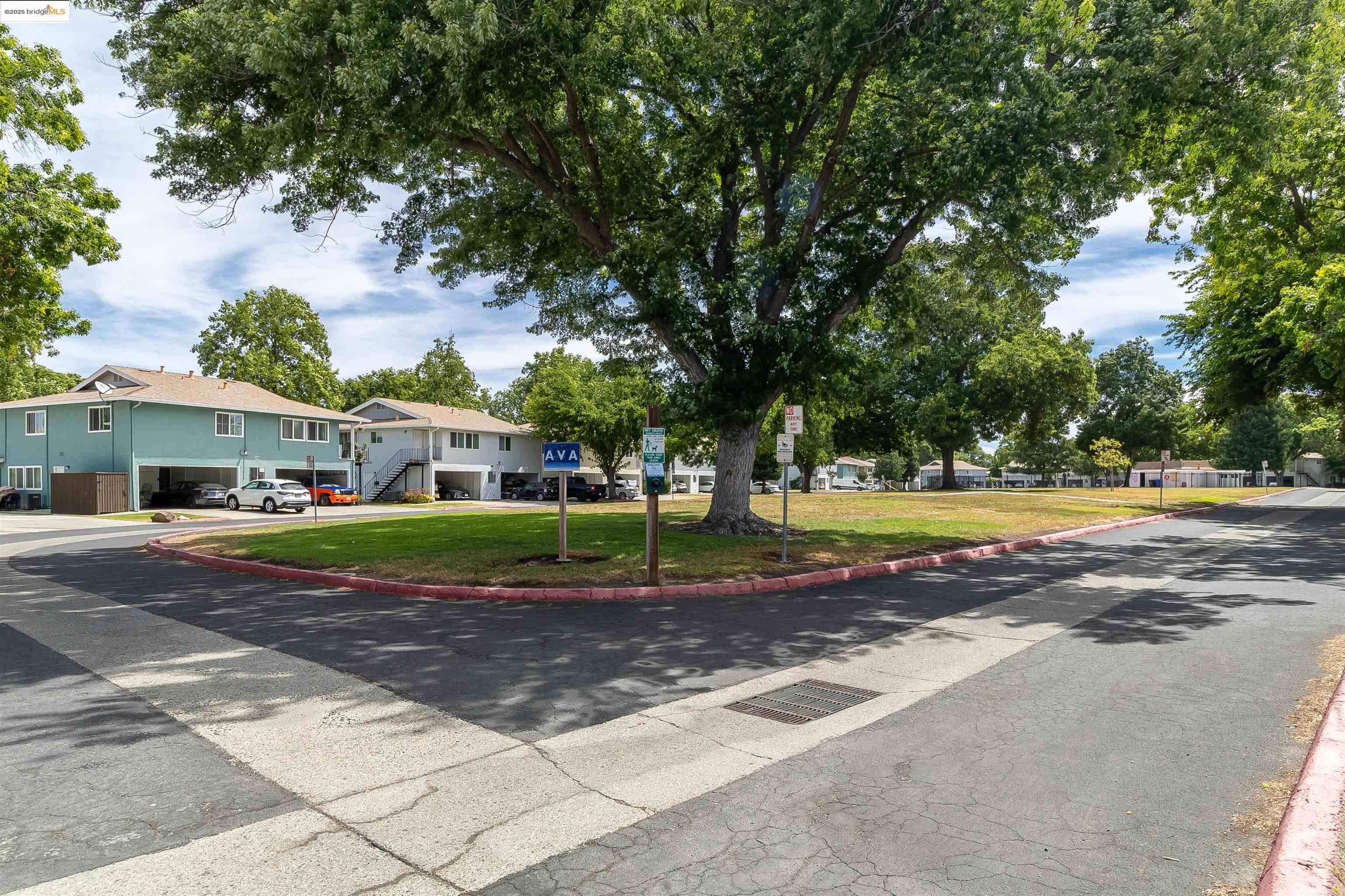 Photo #35: 41103961 Listing: Photo #35