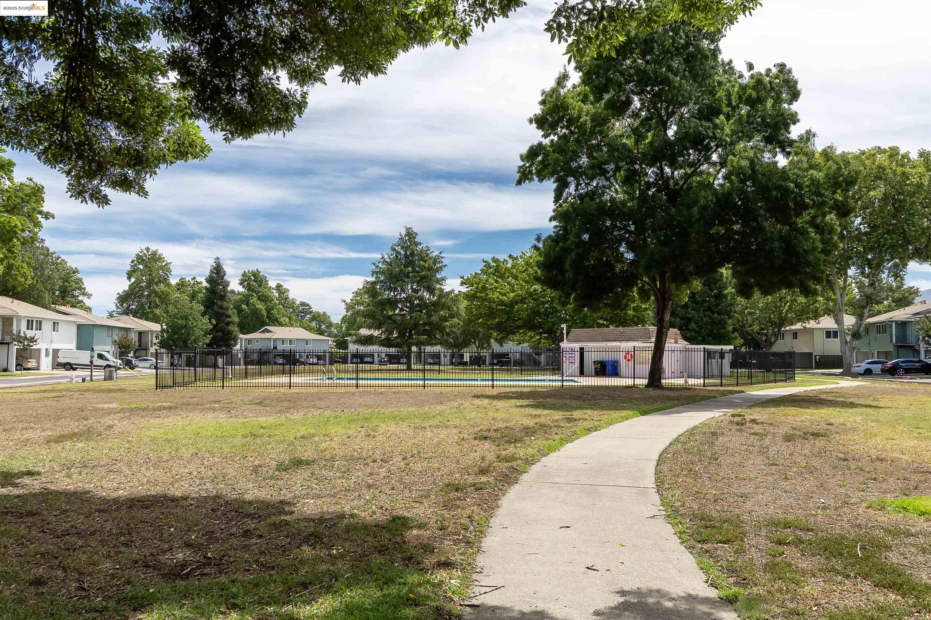 Photo #36: 41103961 Listing: Photo #36