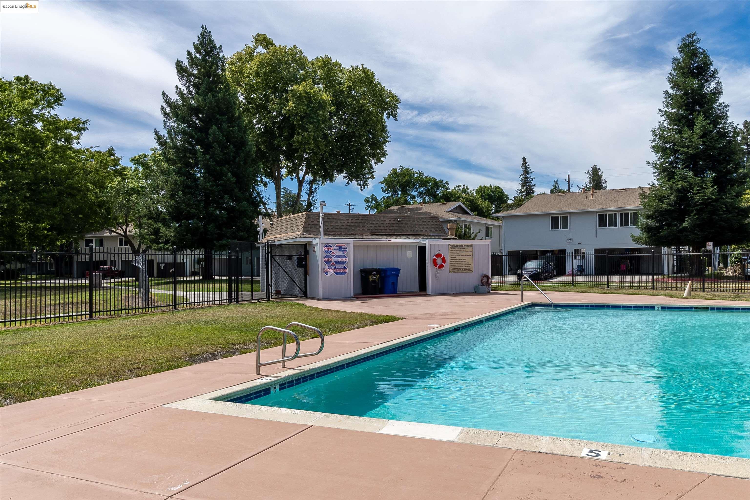 Photo #39: 41103961 Listing: Photo #39