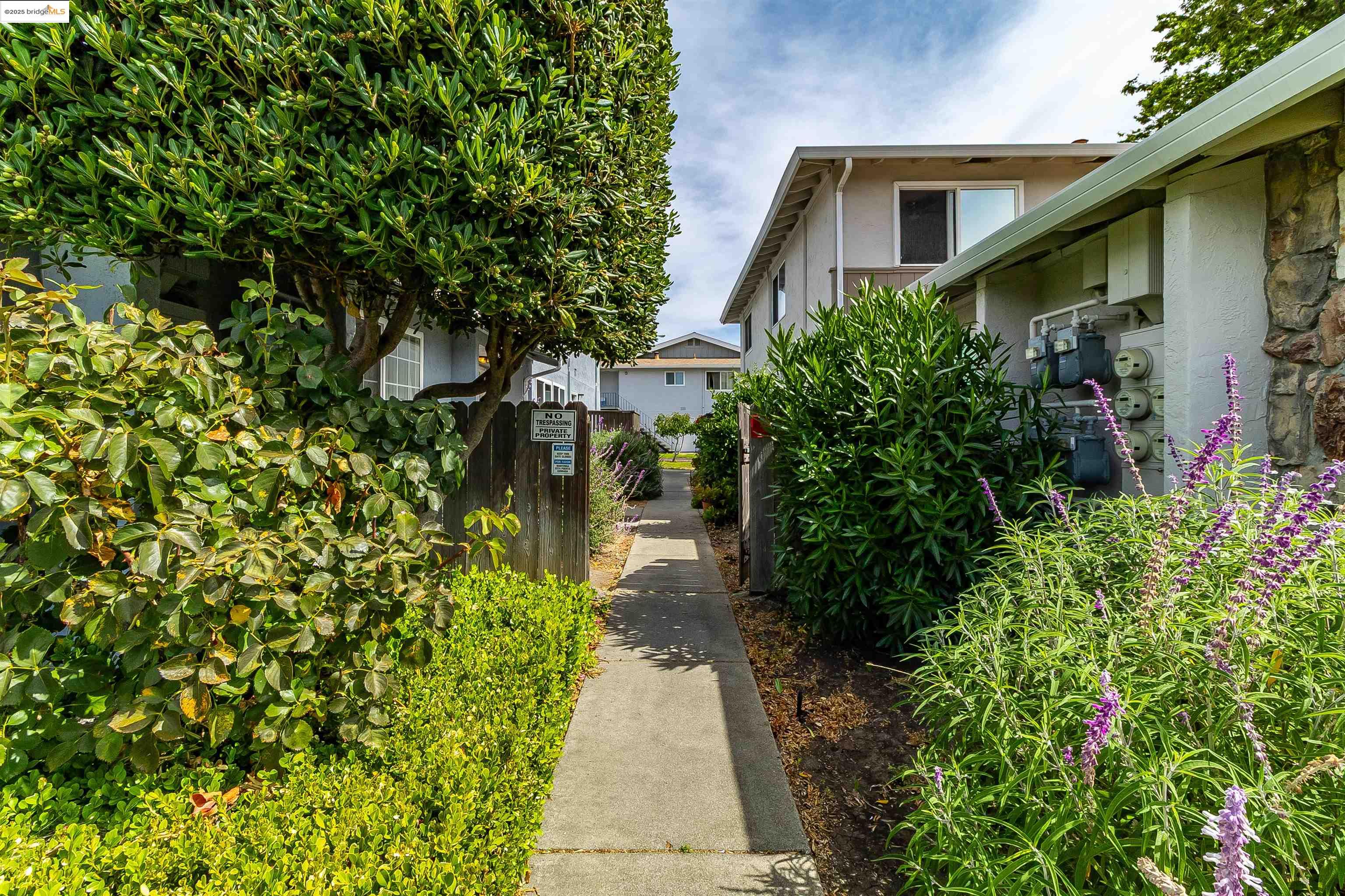 Photo #41: 41103961 Listing: Photo #41