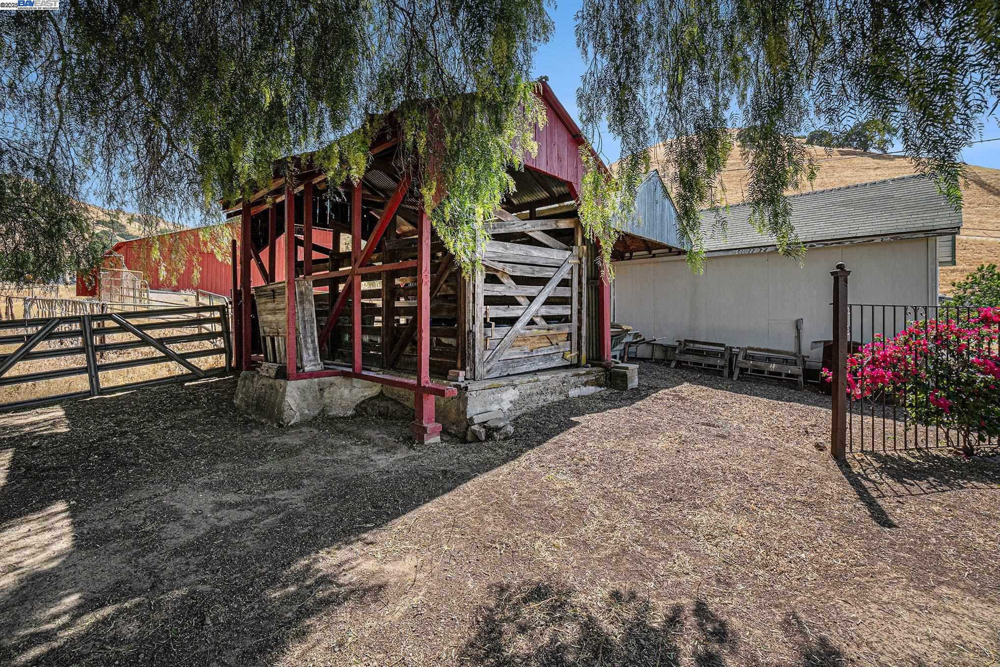 5799 Nortonville, Pittsburg CA 94565 — photo 35