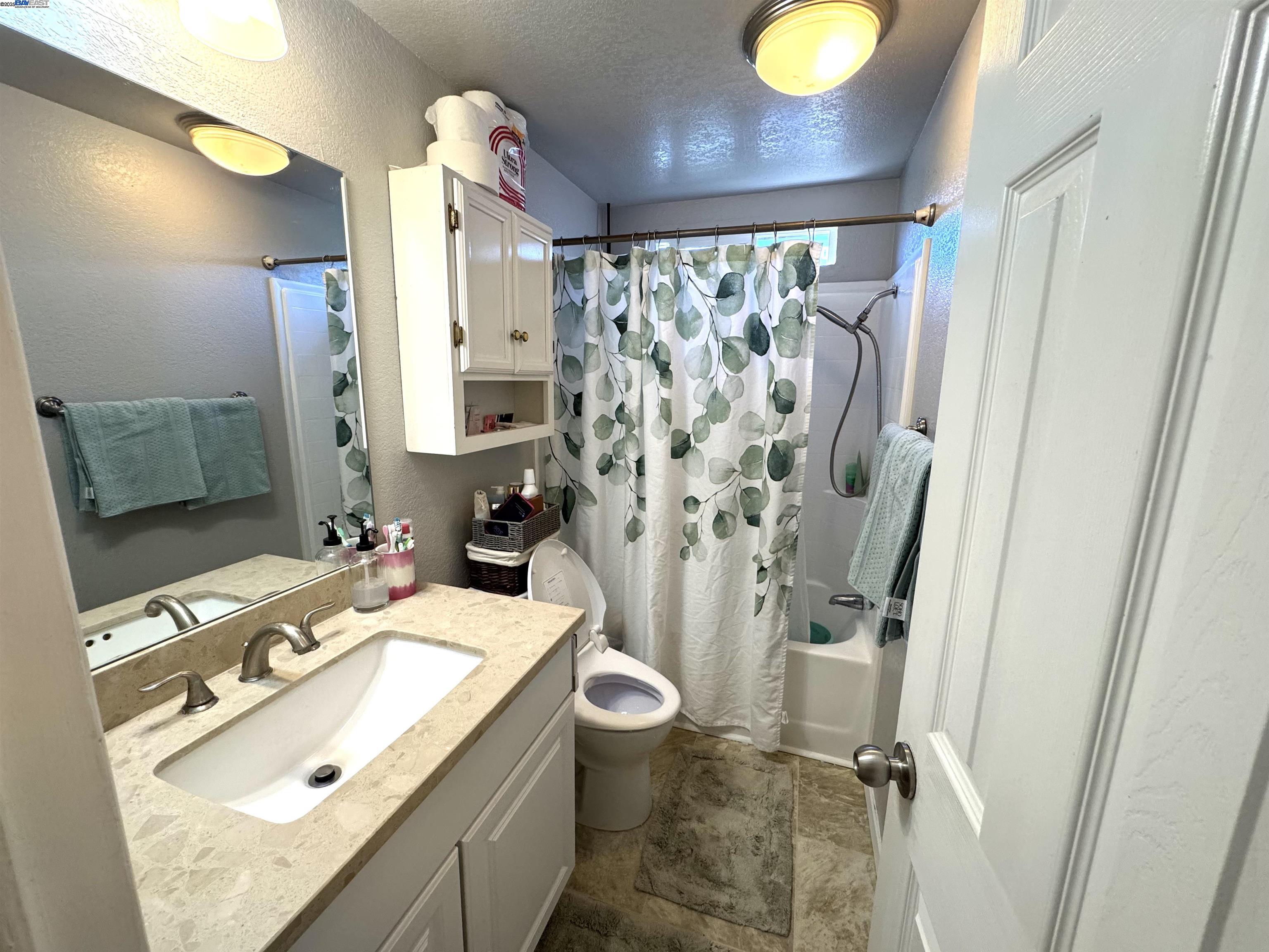 Detail Gallery Image 13 of 16 For 600 E Weddell Dr. #71,  Sunnyvale,  CA 94089 - 3 Beds | 2 Baths