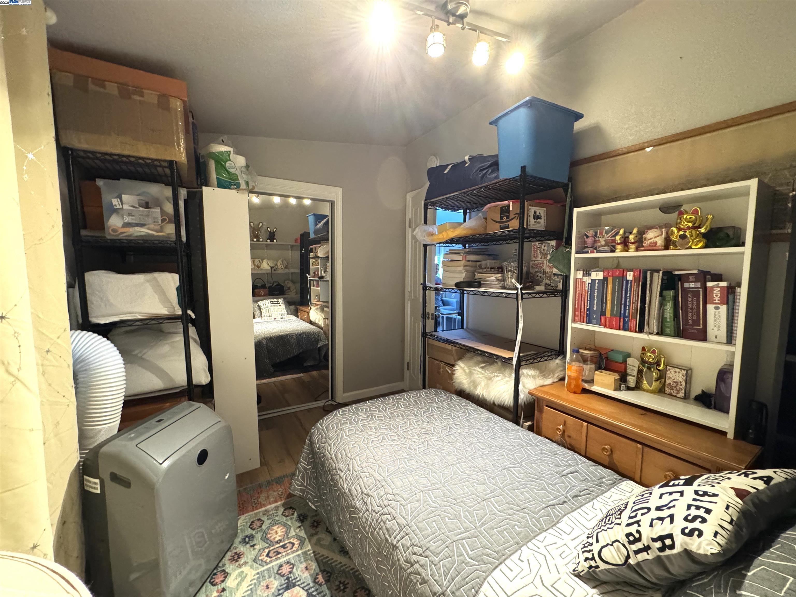 Detail Gallery Image 14 of 16 For 600 E Weddell Dr. #71,  Sunnyvale,  CA 94089 - 3 Beds | 2 Baths