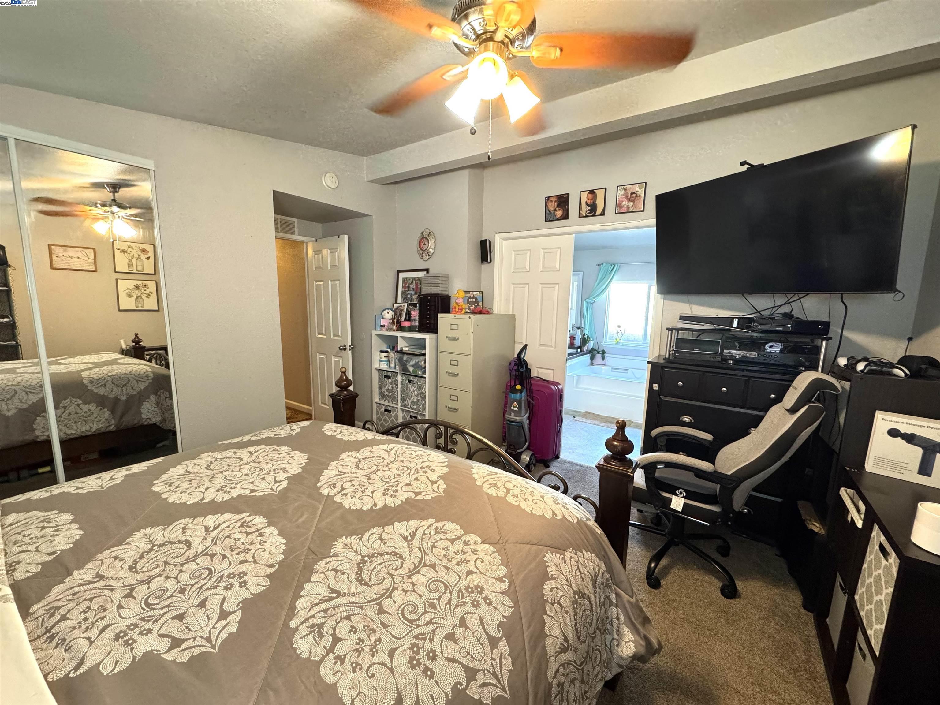 Detail Gallery Image 8 of 16 For 600 E Weddell Dr. #71,  Sunnyvale,  CA 94089 - 3 Beds | 2 Baths