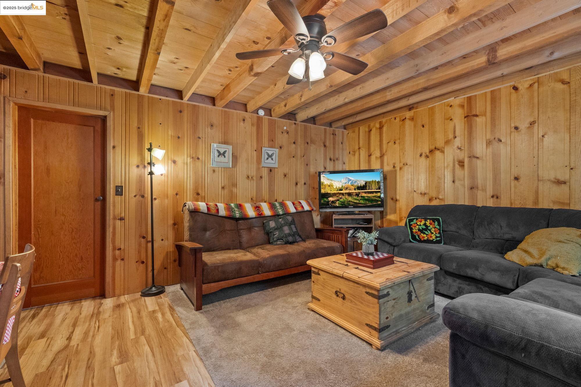 Detail Gallery Image 6 of 44 For 22742 Conifer Court, Long Barn,  CA 95335 - 1 Beds | 1 Baths