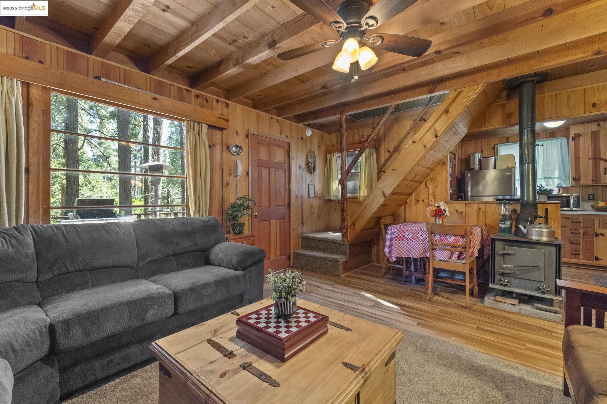 Detail Gallery Image 8 of 44 For 22742 Conifer Court, Long Barn,  CA 95335 - 1 Beds | 1 Baths