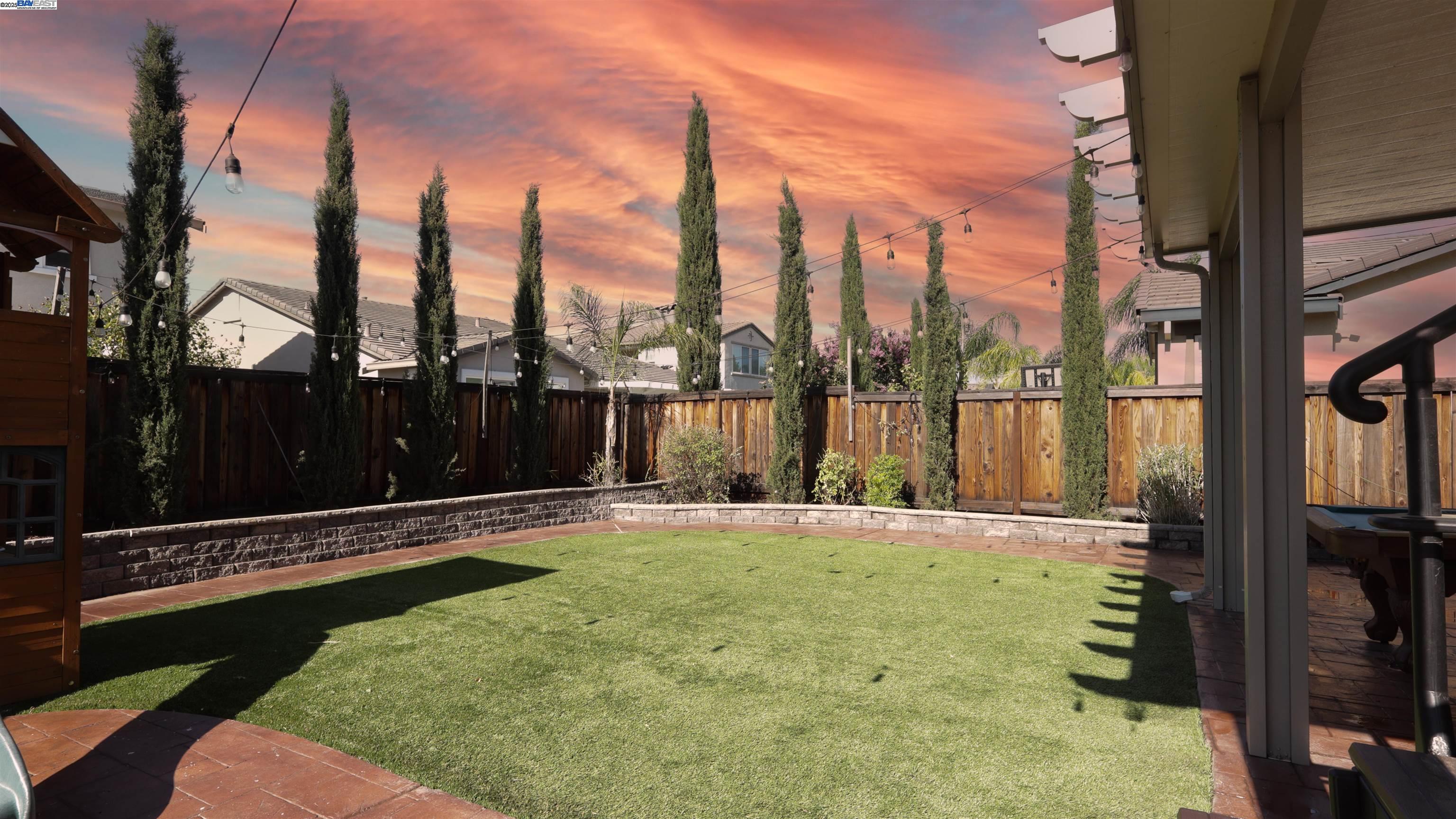 Detail Gallery Image 15 of 40 For 967 Dainty Ave, Brentwood,  CA 94513 - 6 Beds | 4 Baths