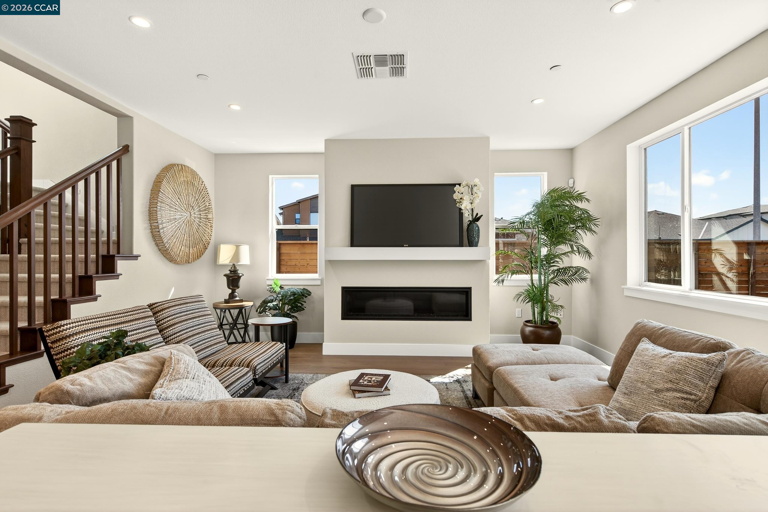 Detail Gallery Image 10 of 37 For 2250 Vandeleur Drive, Napa,  CA 94558 - 4 Beds | 3 Baths