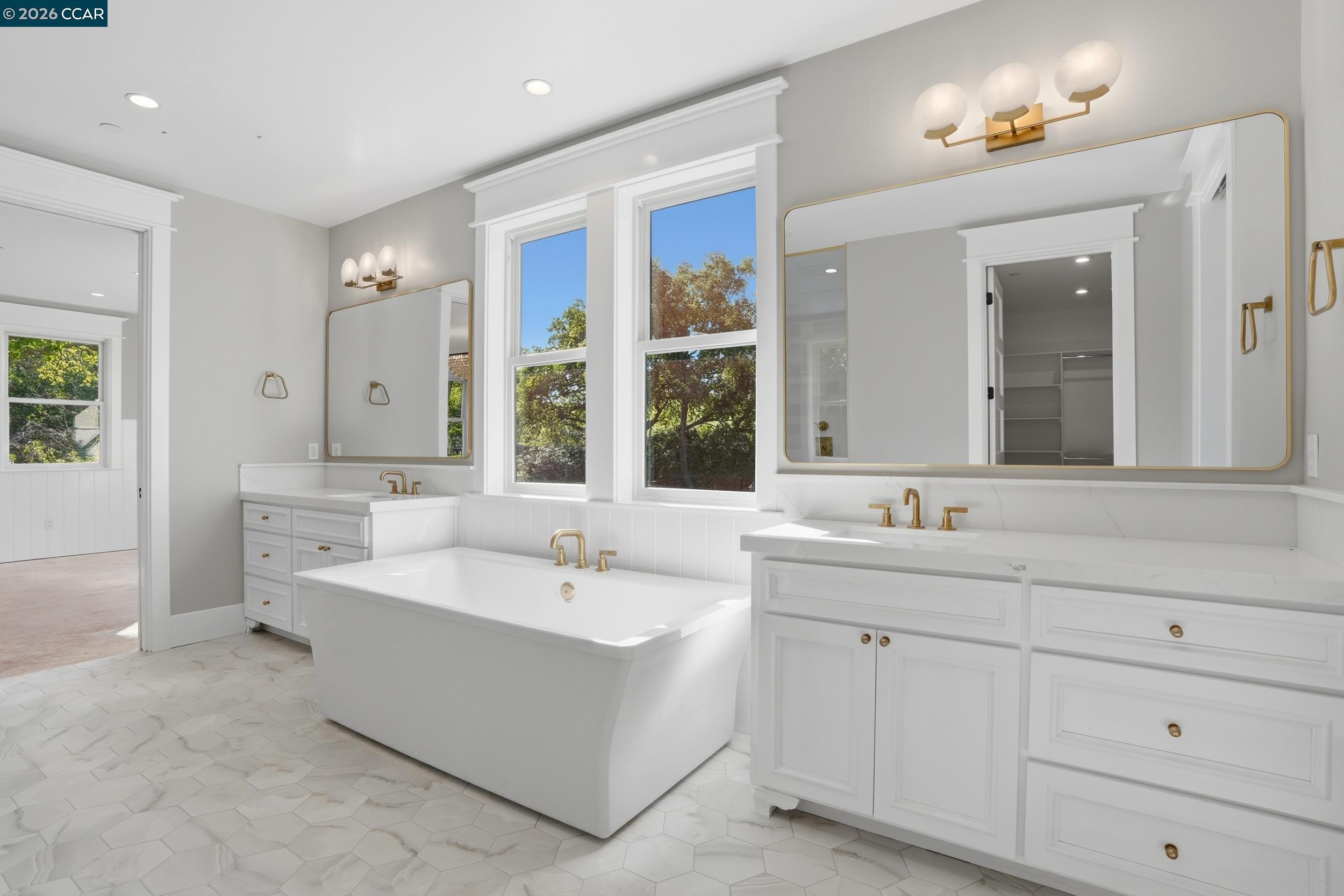 Detail Gallery Image 7 of 20 For 1206 Northgate Rd, Walnut Creek,  CA 94598 - 4 Beds | 4/1 Baths