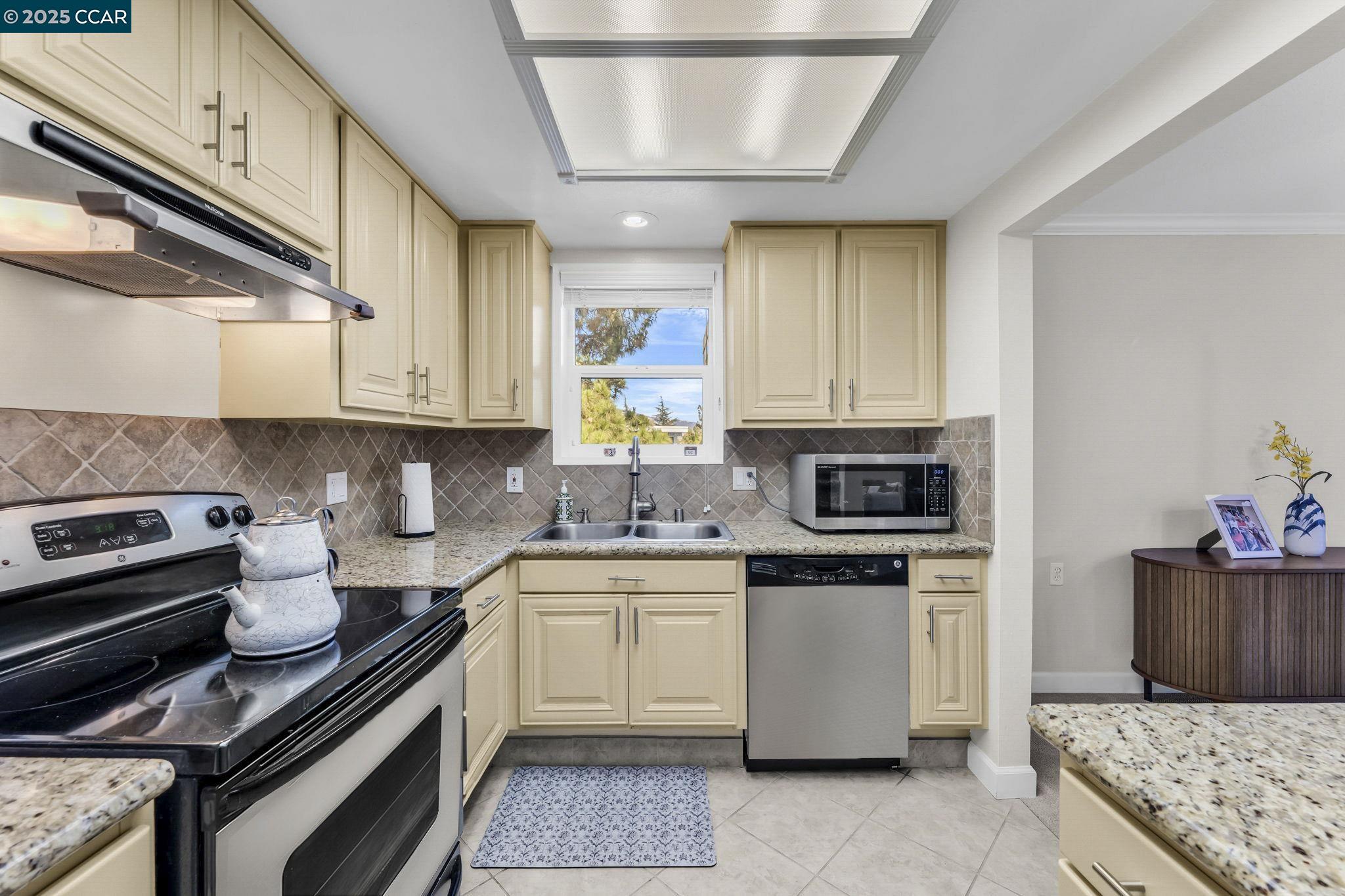 Photo #15: 41106924 Listing: Photo #15