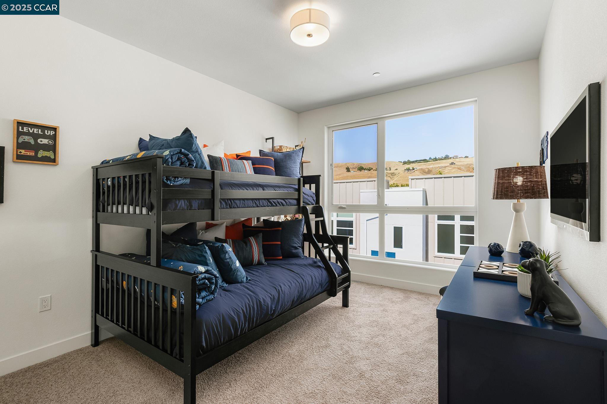 Detail Gallery Image 18 of 25 For 27263 Lumina Ct, Hayward,  CA 94544 - 3 Beds | 2/1 Baths