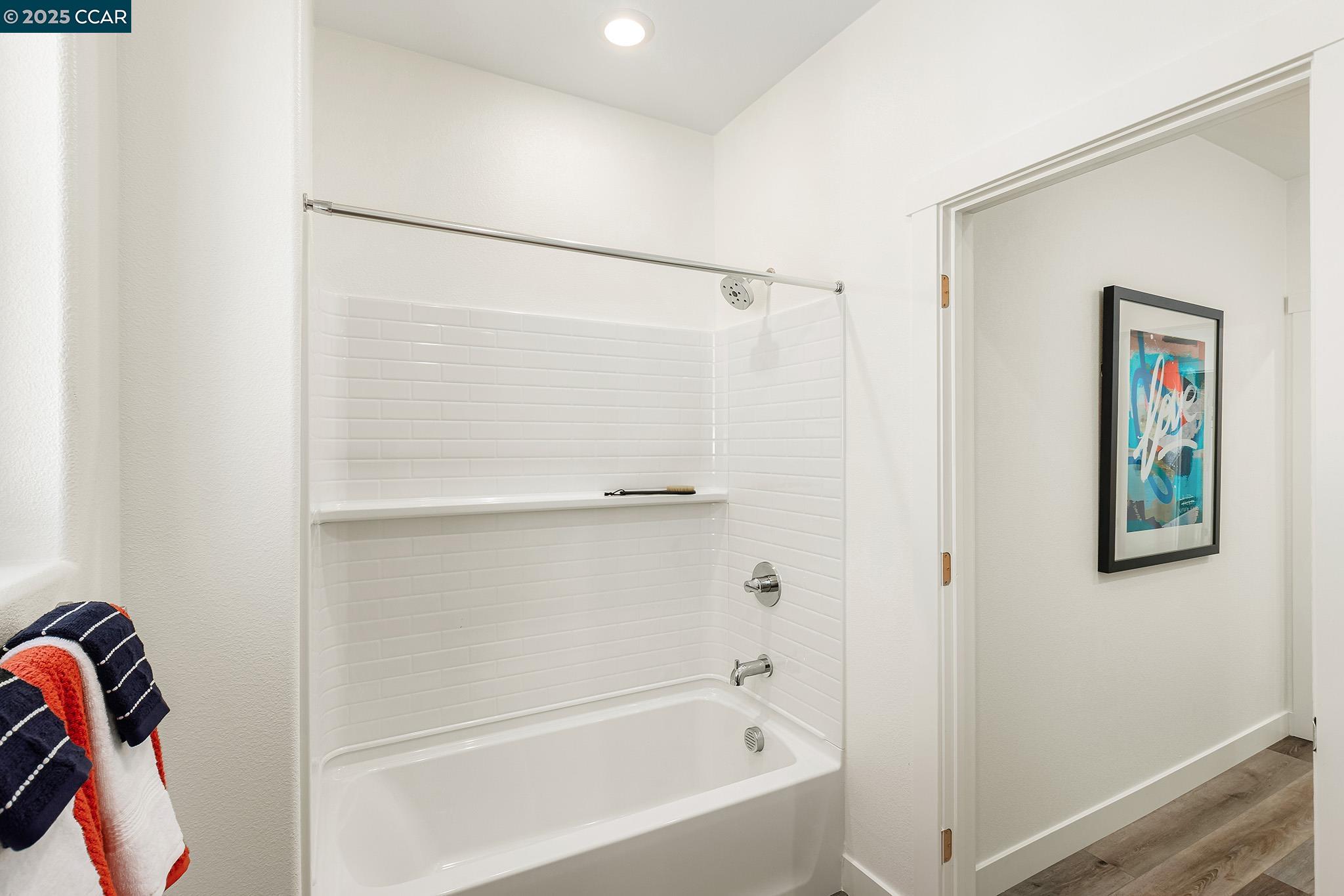Detail Gallery Image 23 of 25 For 27263 Lumina Ct, Hayward,  CA 94544 - 3 Beds | 2/1 Baths